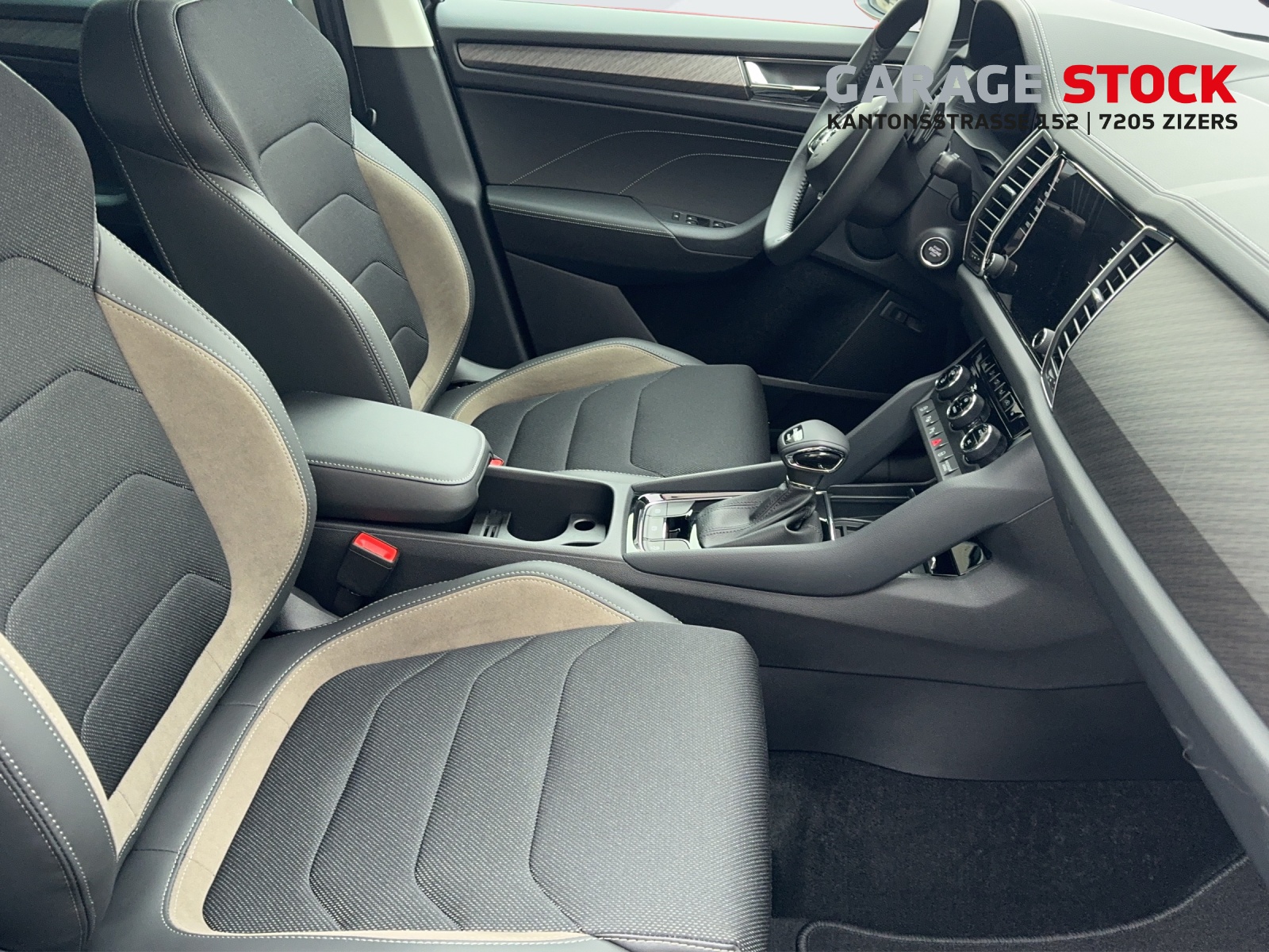 SKODA Kodiaq 2.0 TSI 4x4 Style-image-11