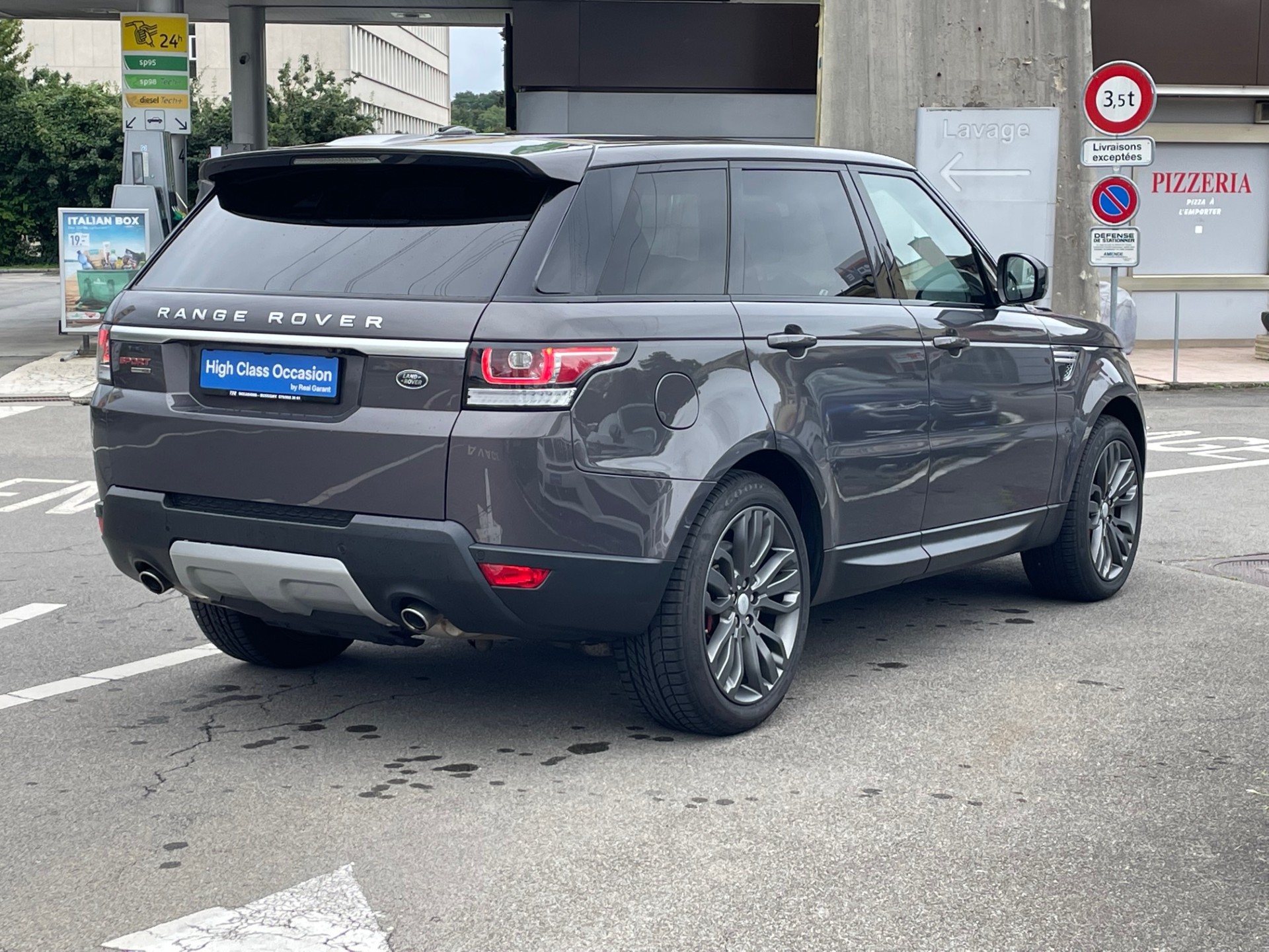 LAND ROVER Range Rover Sport 3.0 SDV6 HSE Automatic-showroom-element-3