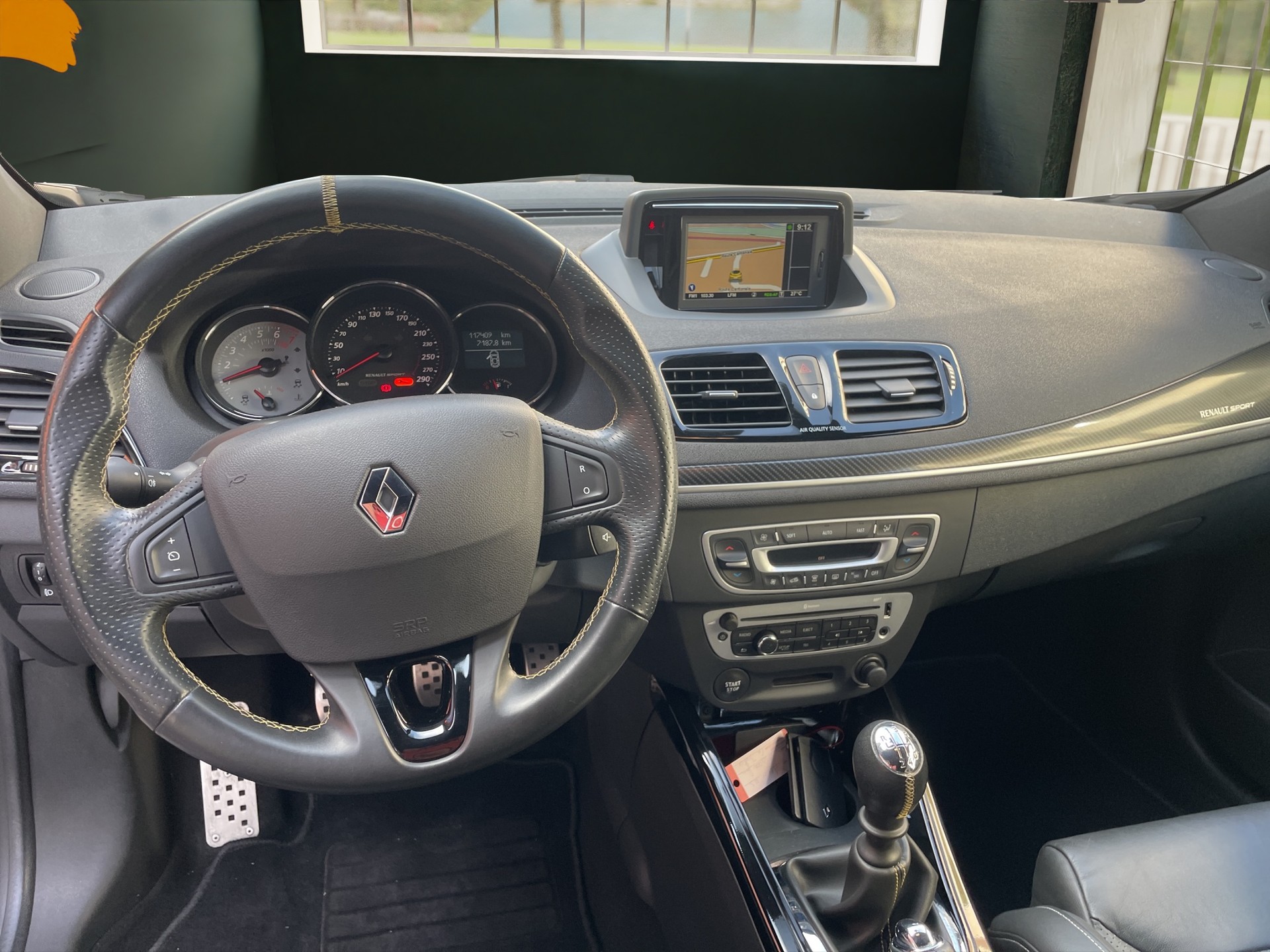 RENAULT Mégane Coupé 2.0 16V Turbo RS-image-10