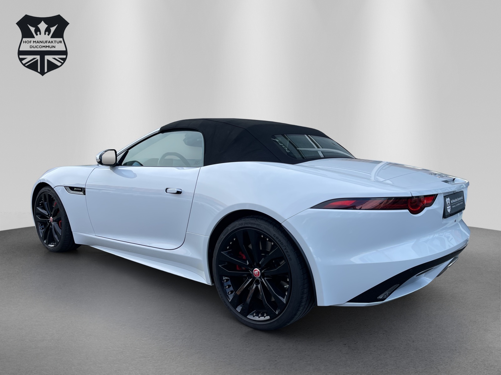 JAGUAR F-Type Convertible 2.0 I4 R-Dynamik Automatik-image-3