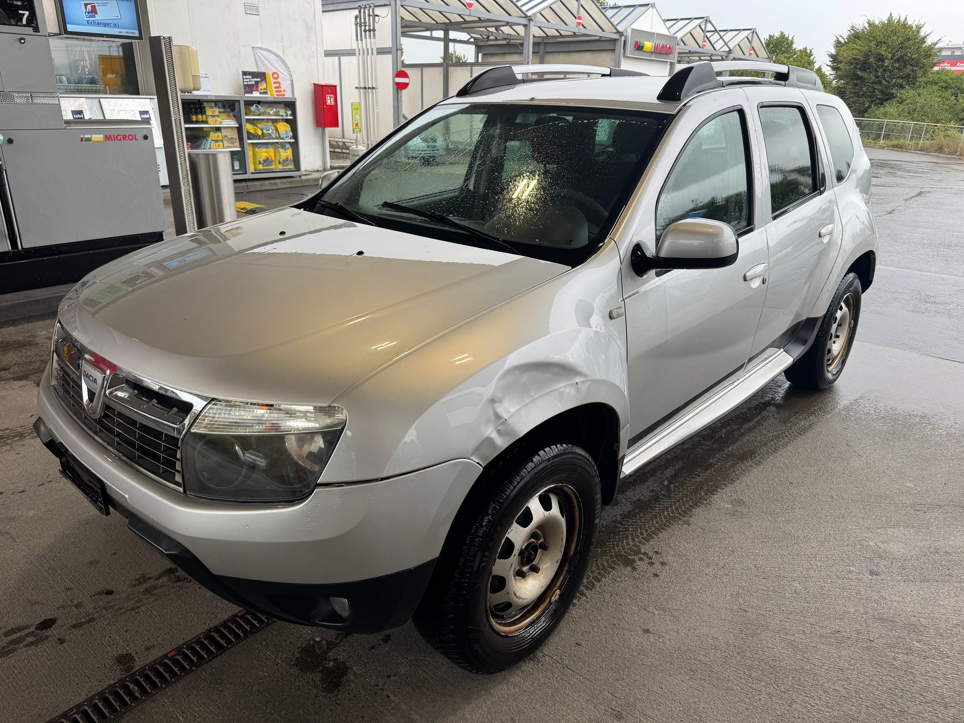 DACIA Duster 1.5 dCi Lauréate 4x4-image-1