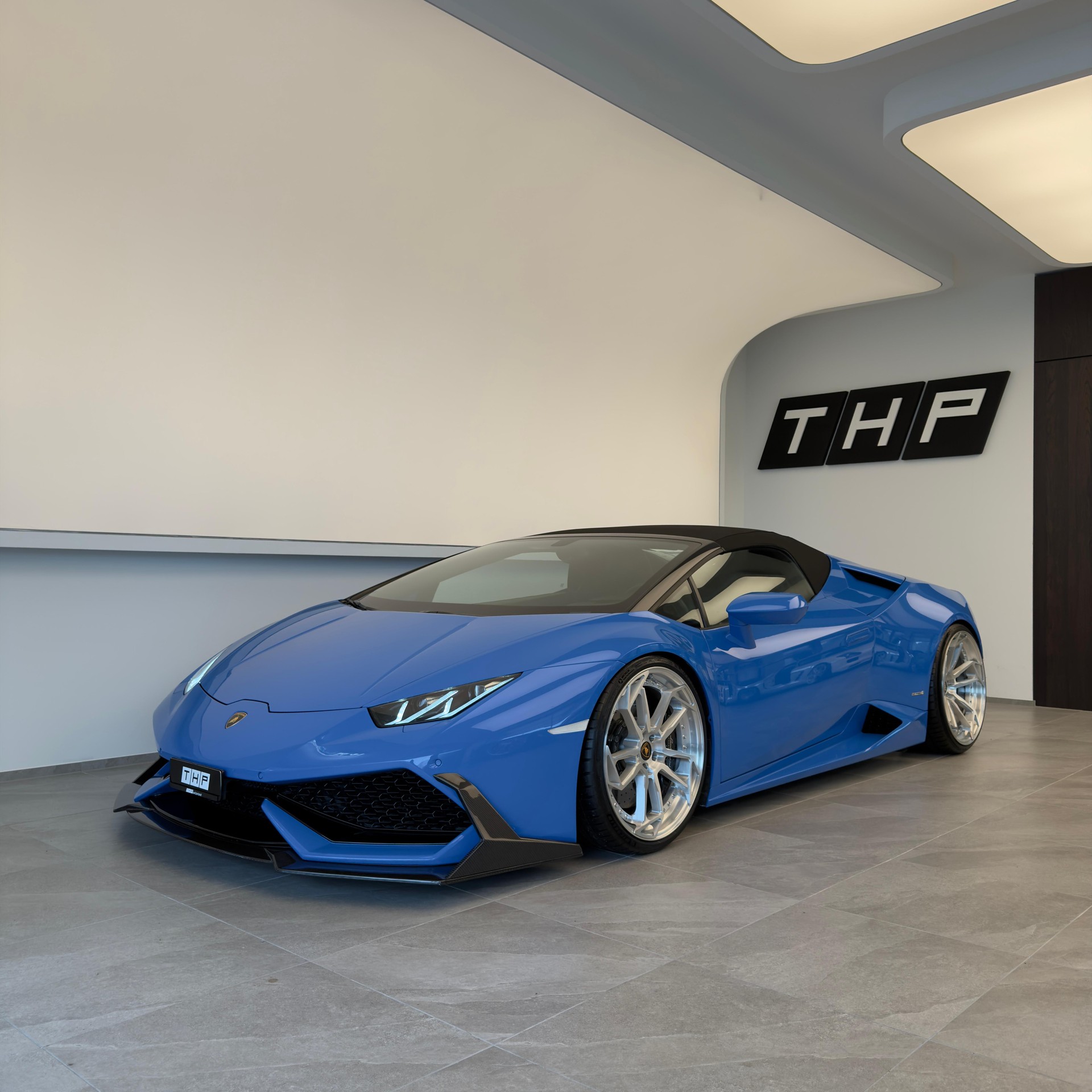 LAMBORGHINI Huracan LP610-4 Spyder DCT-showroom-element-1