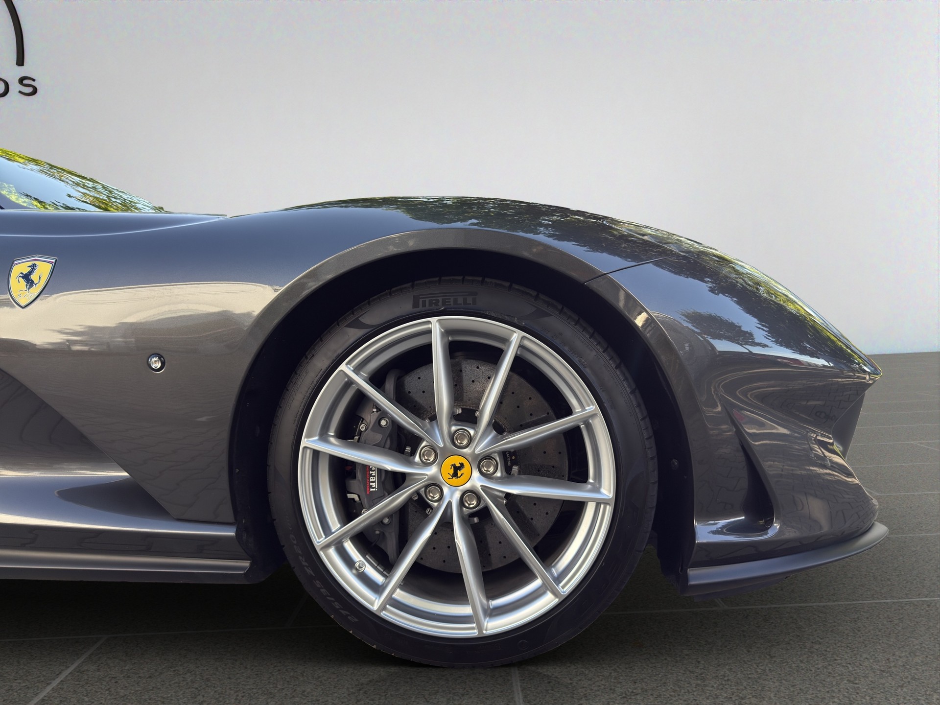 FERRARI 812 GTS-image-2