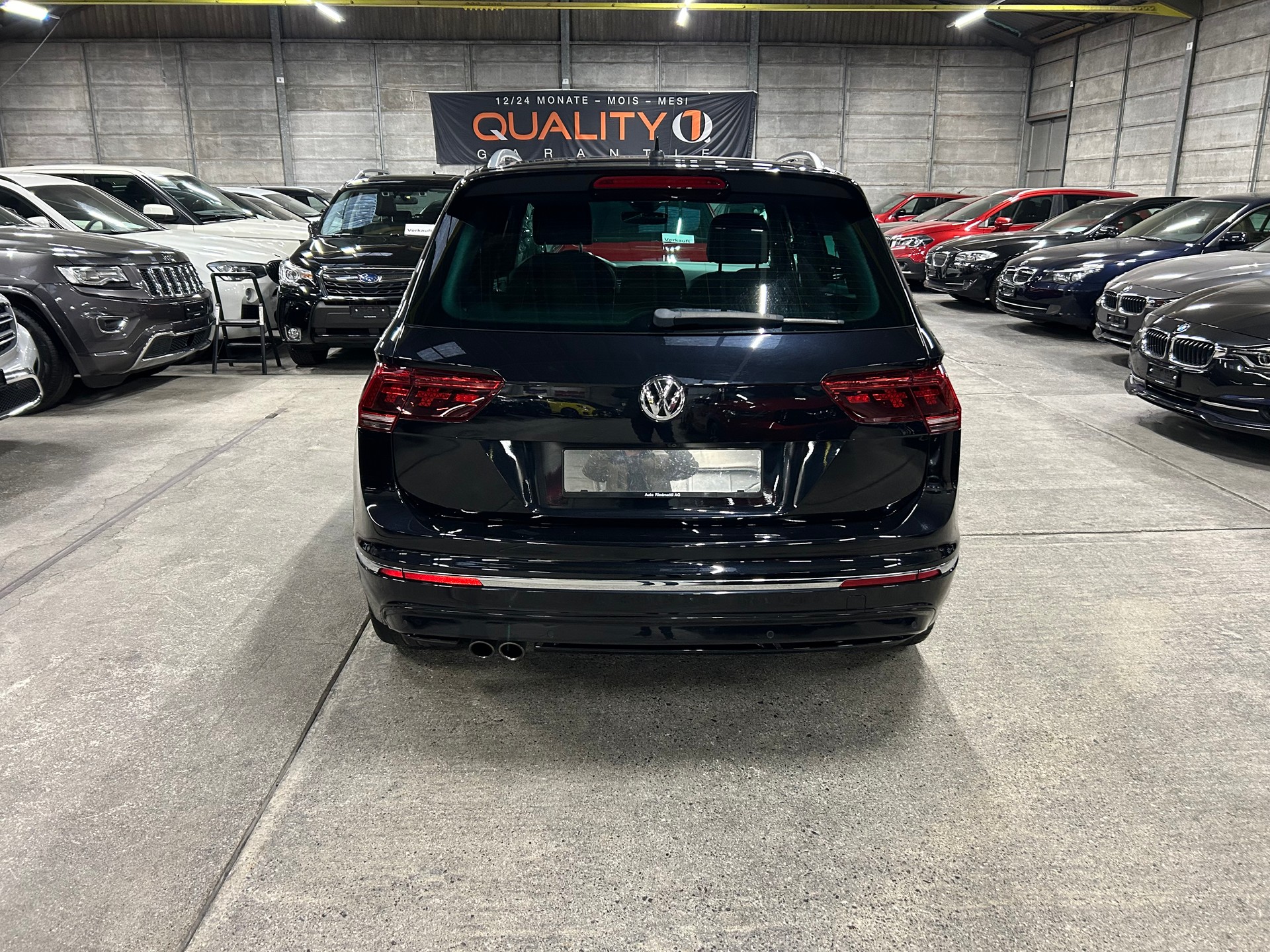 VW Tiguan 2.0TSI R-LINE 4Motion DSG-image-4