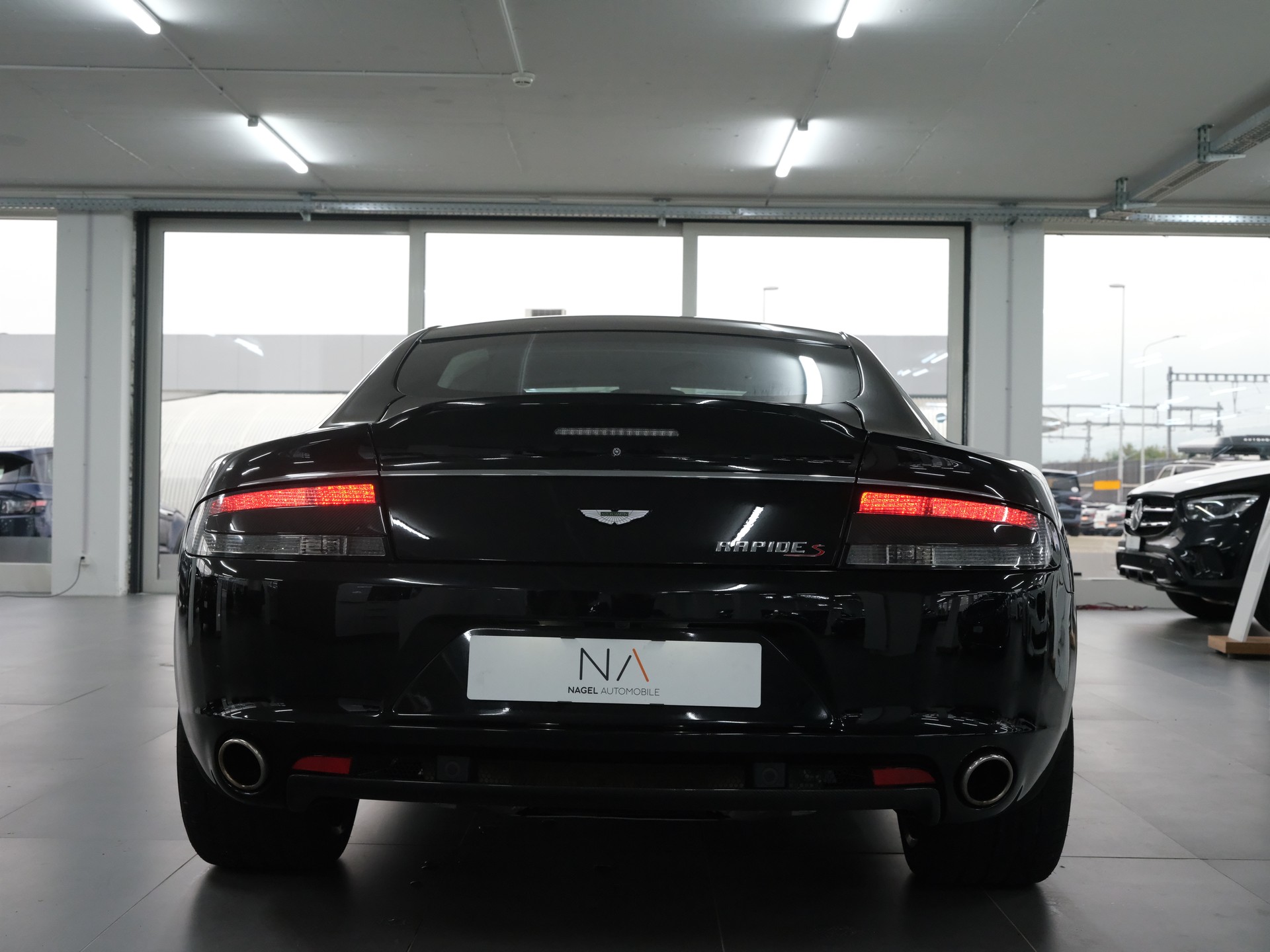 ASTON MARTIN Rapide S 5.9 V12 Touchtronic 2-showroom-element-3