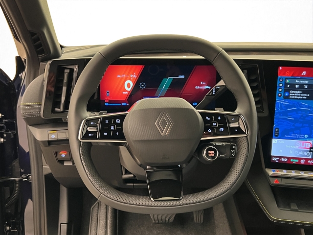 RENAULT Megane-image-6
