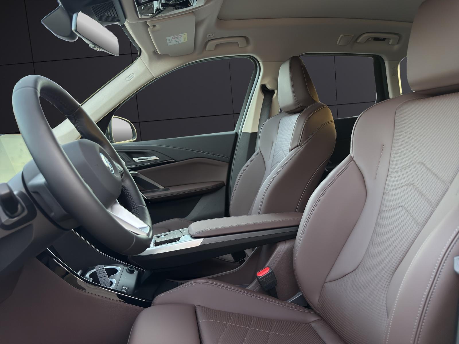 BMW X1 25e xDrive-showroom-element-1