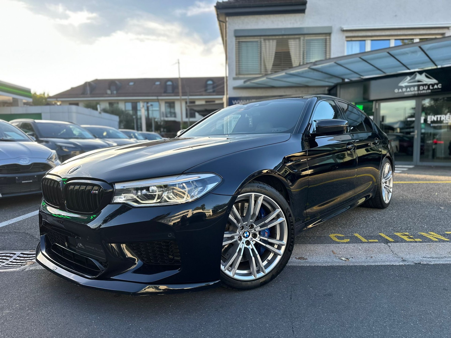 BMW M5 xDrive Drivelogic-showroom-element-1