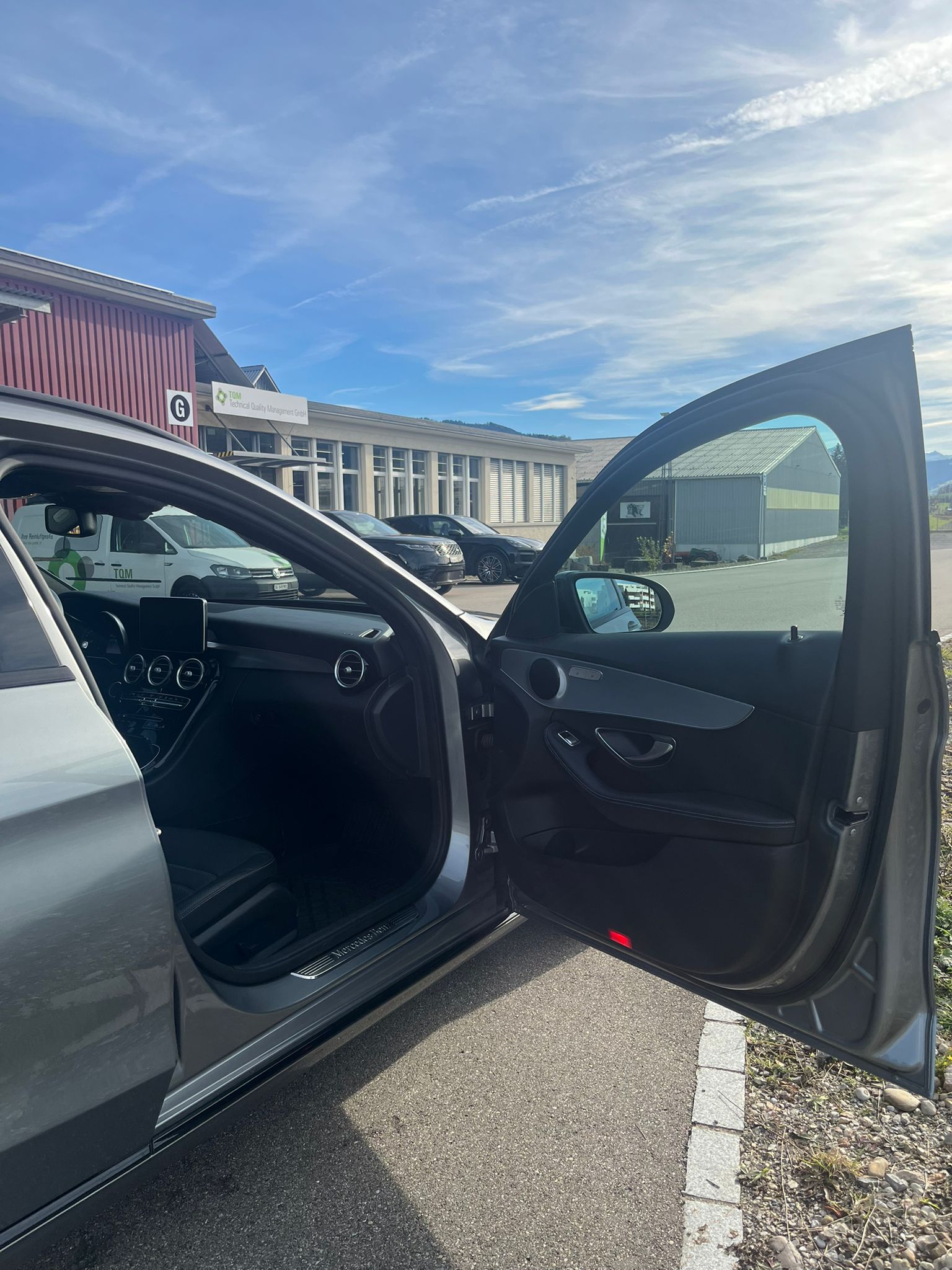 MERCEDES-BENZ C 350 e Exclusive 7G-Tronic-image-10