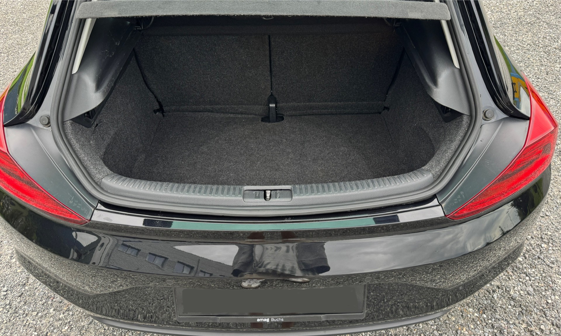 VW Scirocco 2.0 TSI BMT-image-13