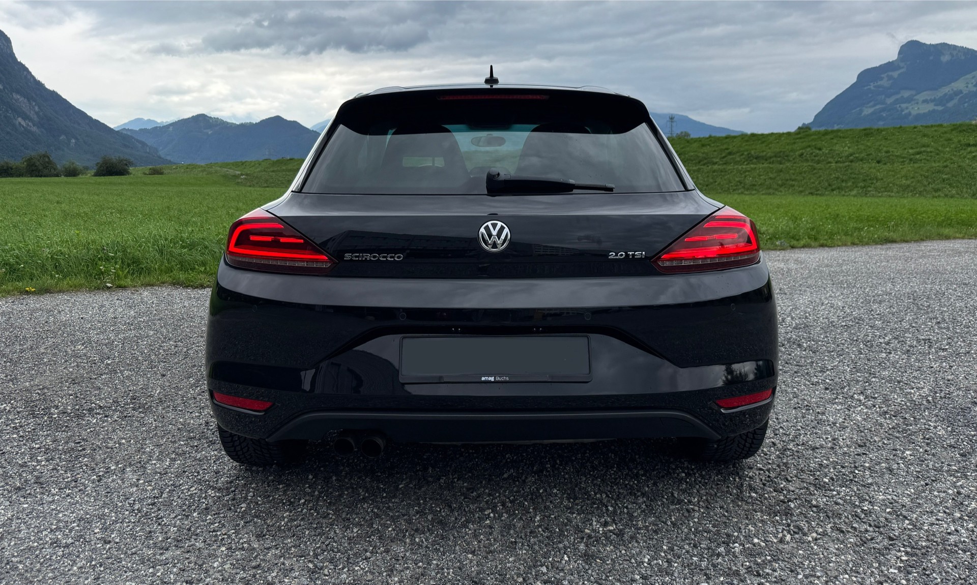VW Scirocco 2.0 TSI BMT-image-2