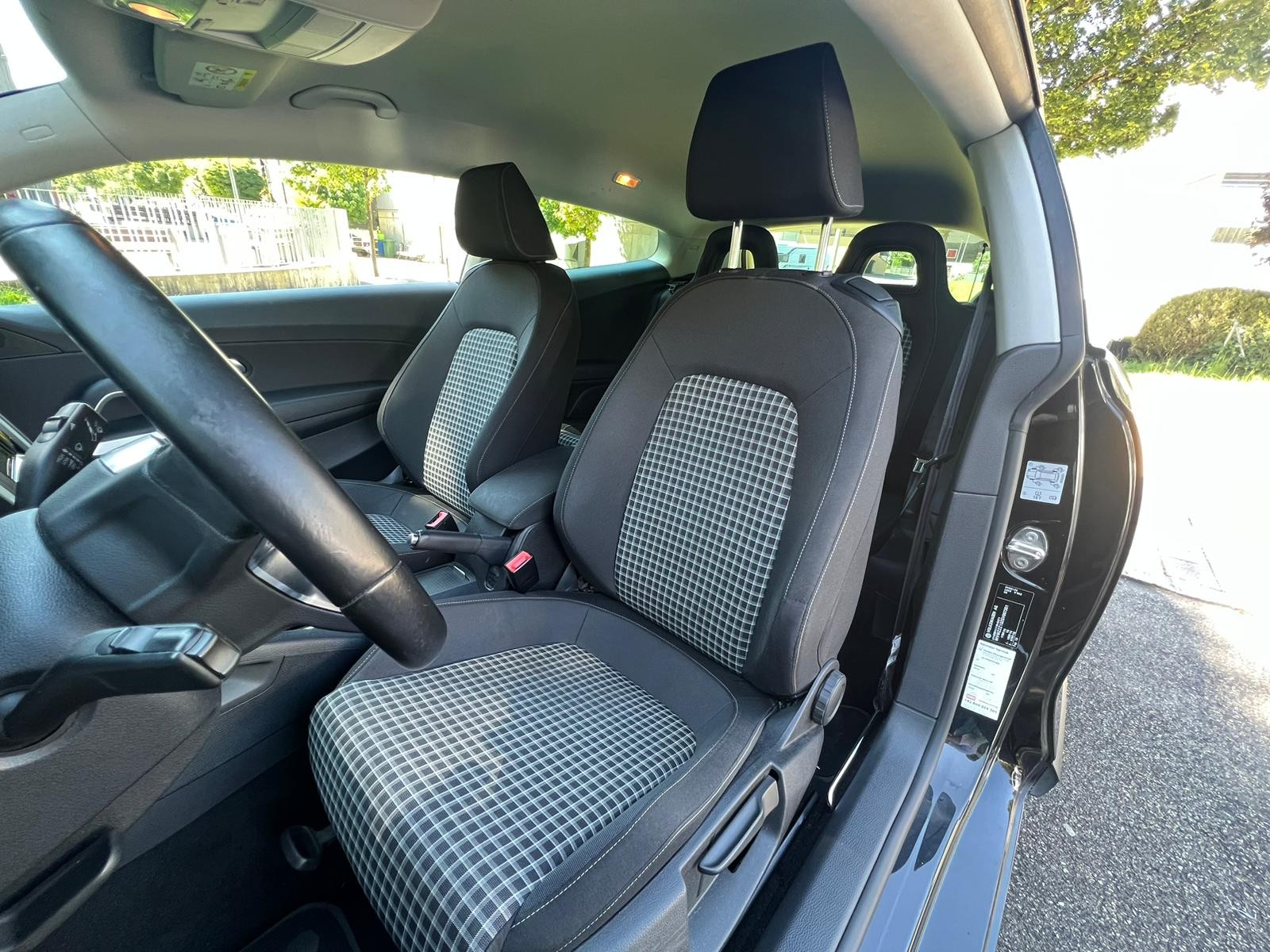 VW Scirocco 2.0 TSI BMT-image-7