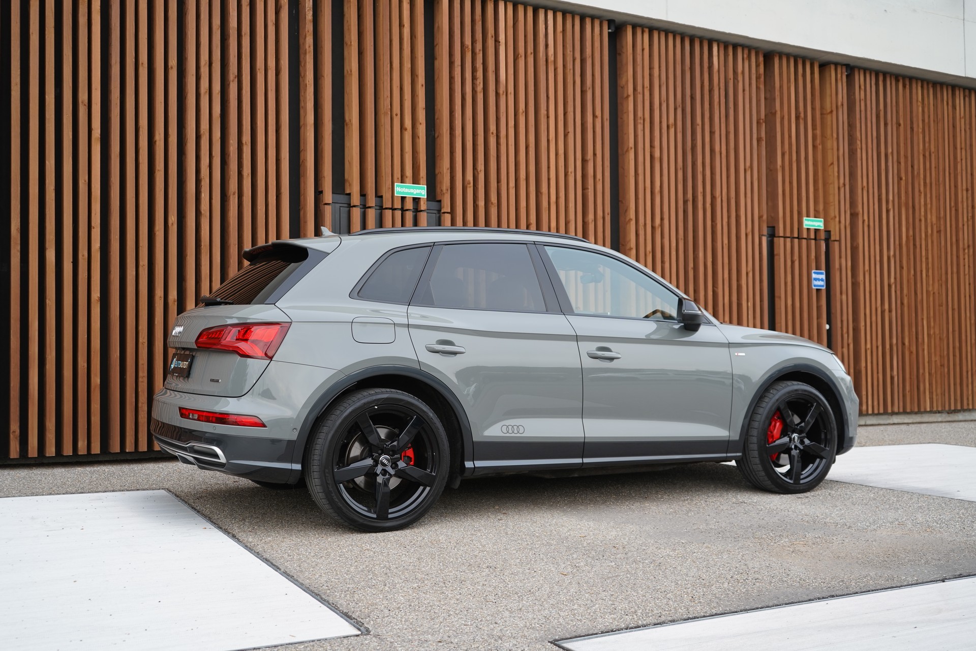 AUDI AUDI Q5 50 TDI QUATTRO S-LINE SPORT PLUS BLACK l 286 PS-image-8