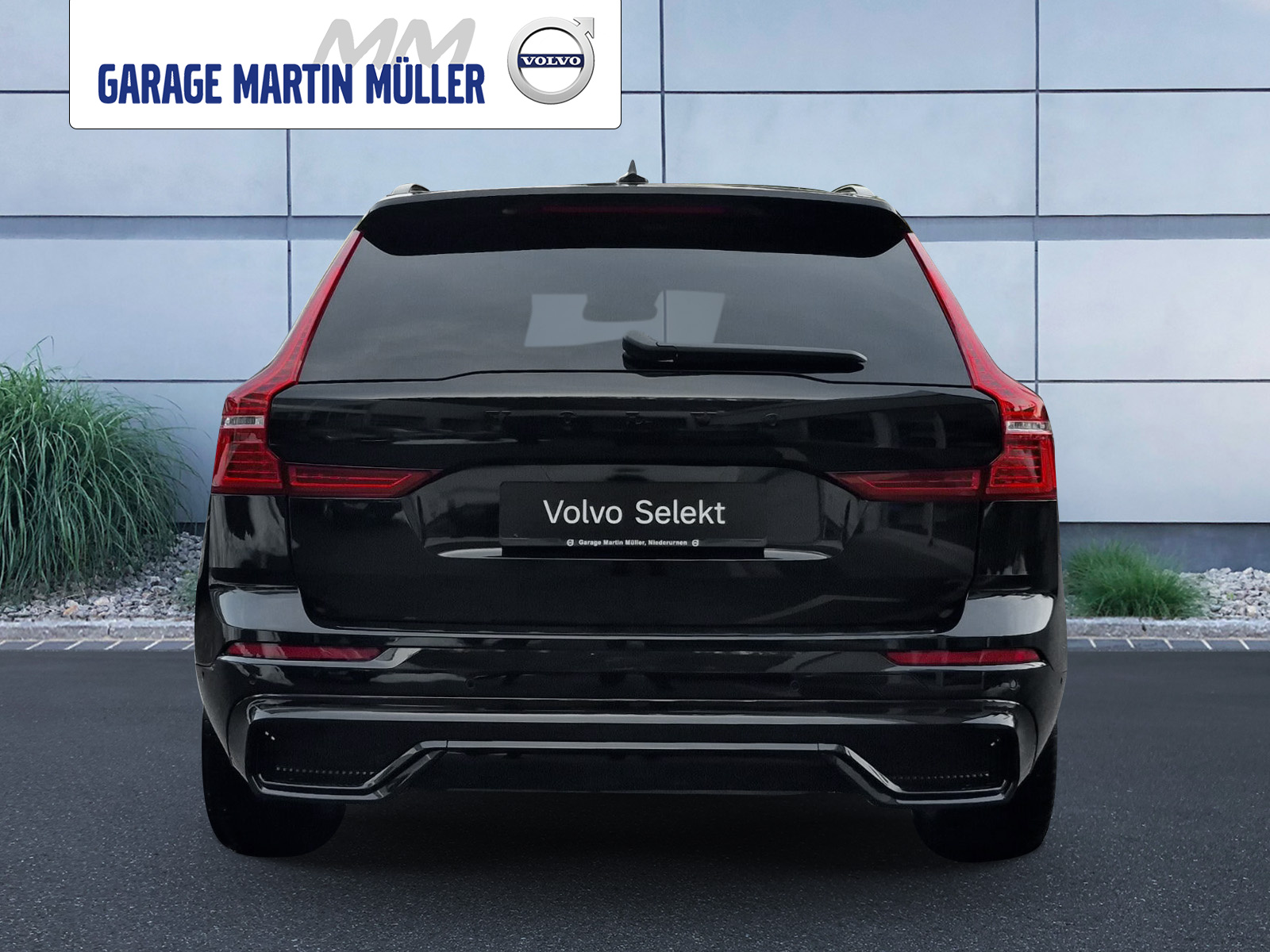 VOLVO XC60 2.0 T8 TE Black Edition eAWD-showroom-element-3