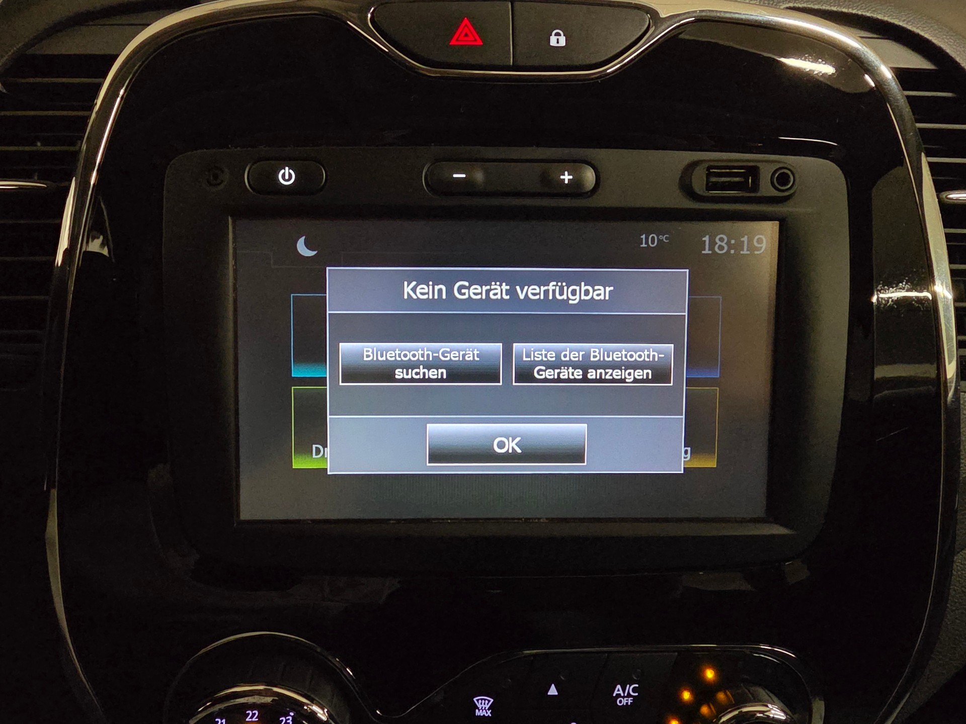 RENAULT Captur 1.5 dCi Intens EDC-image-9
