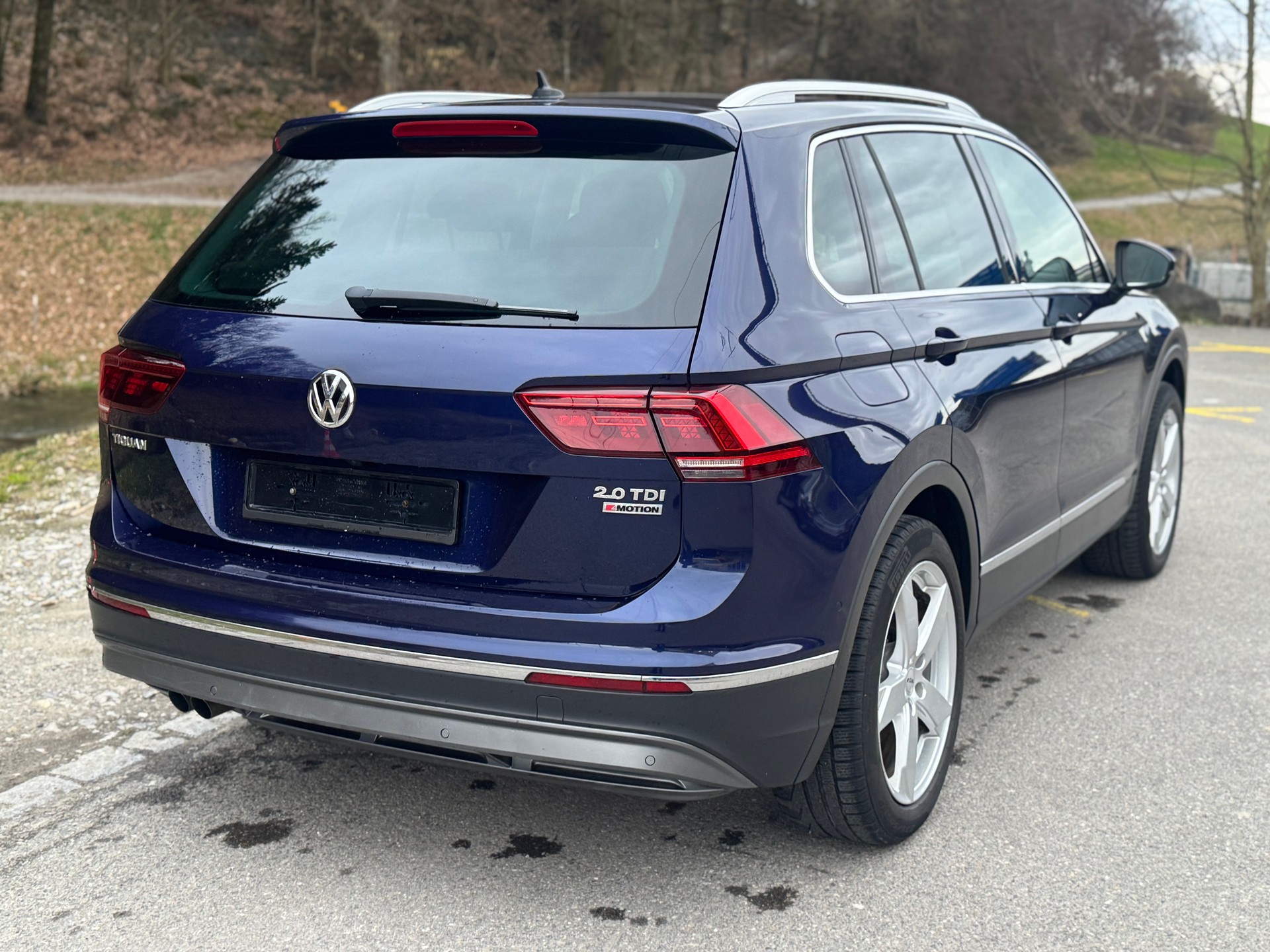 VW Tiguan 2.0 TDI SCR Highline4Motion DSG-image-3