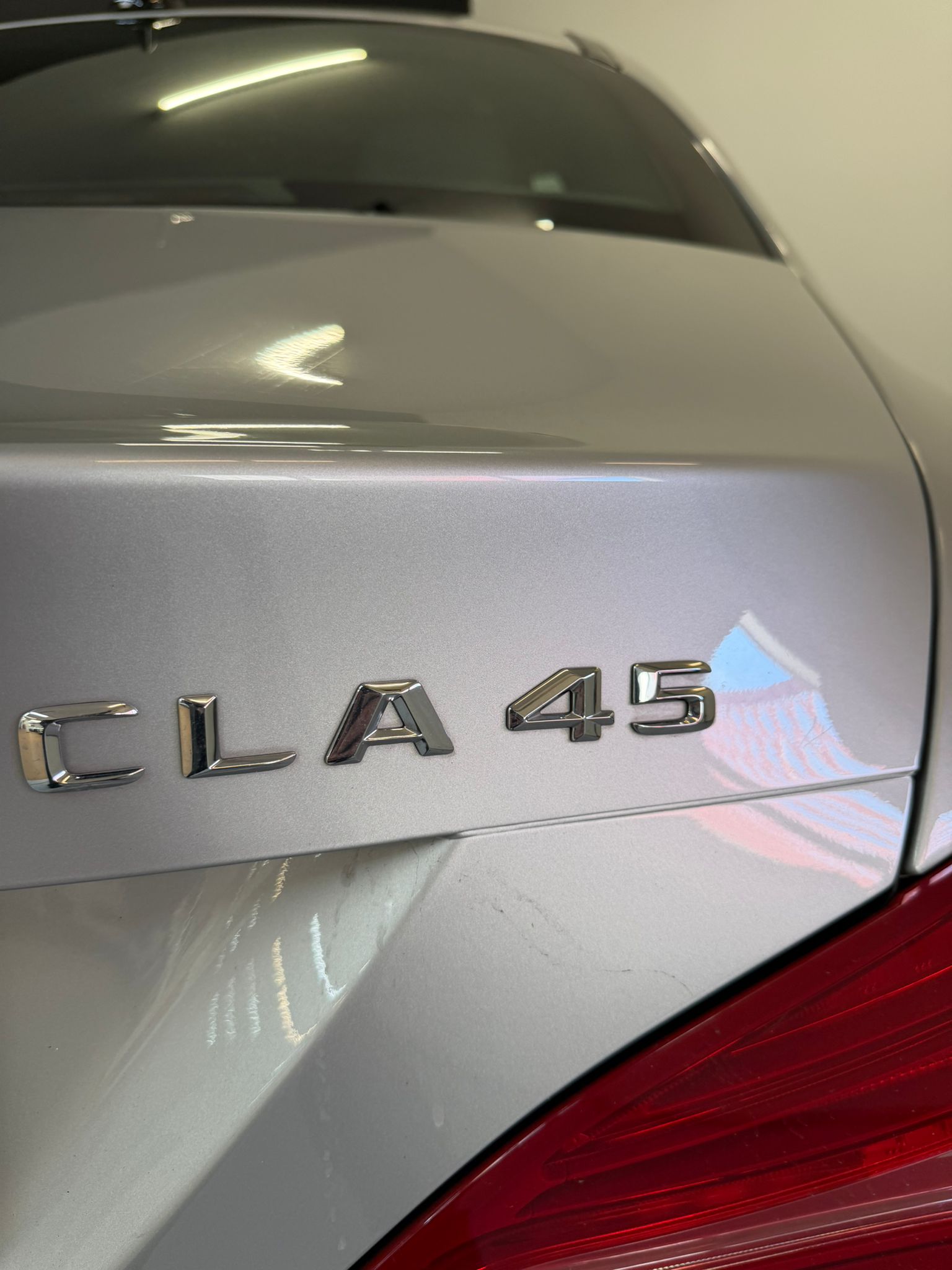 MERCEDES-BENZ CLA 45 AMG-image-8