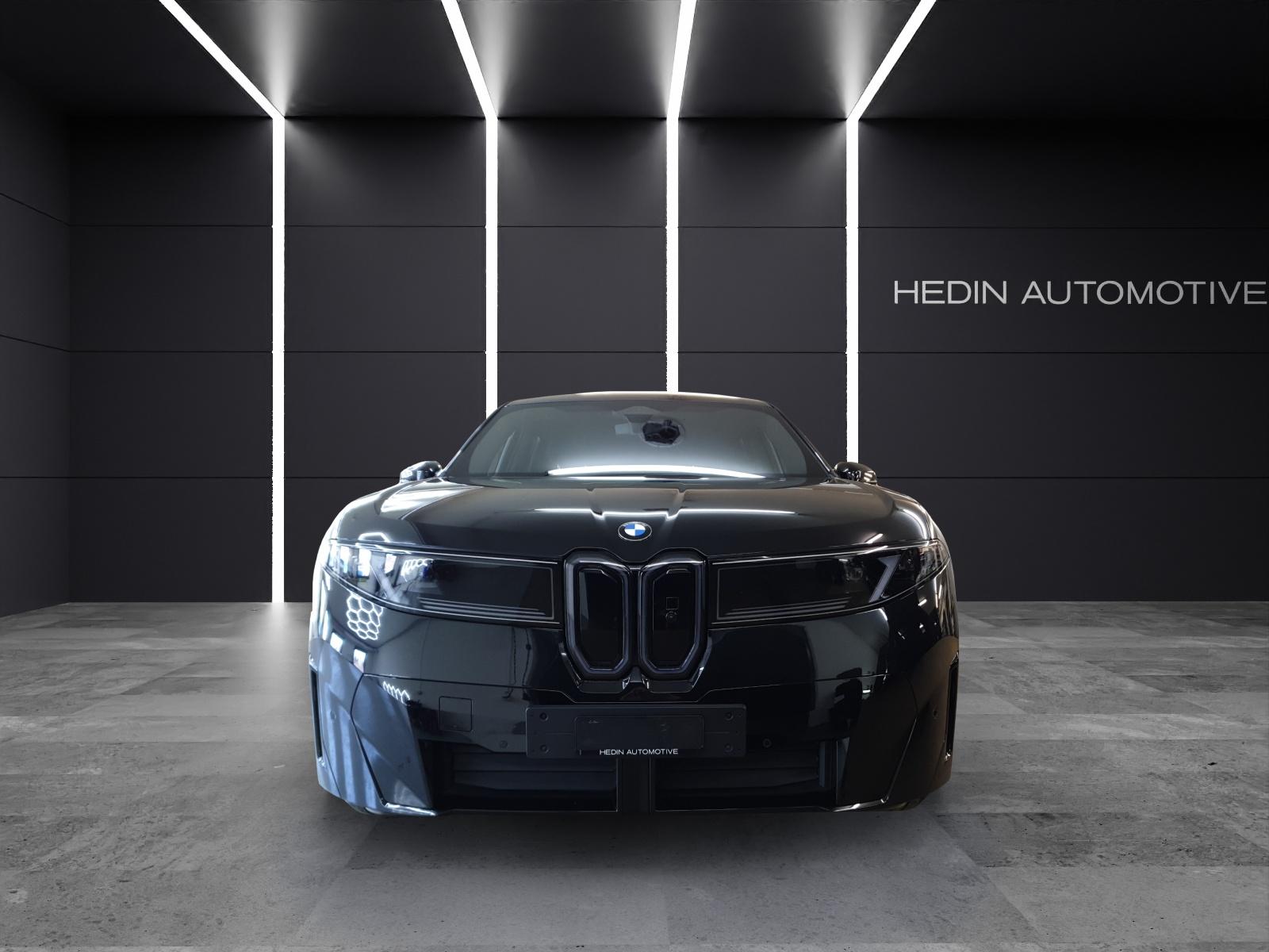 BMW iX3 50 xDrive-image-7