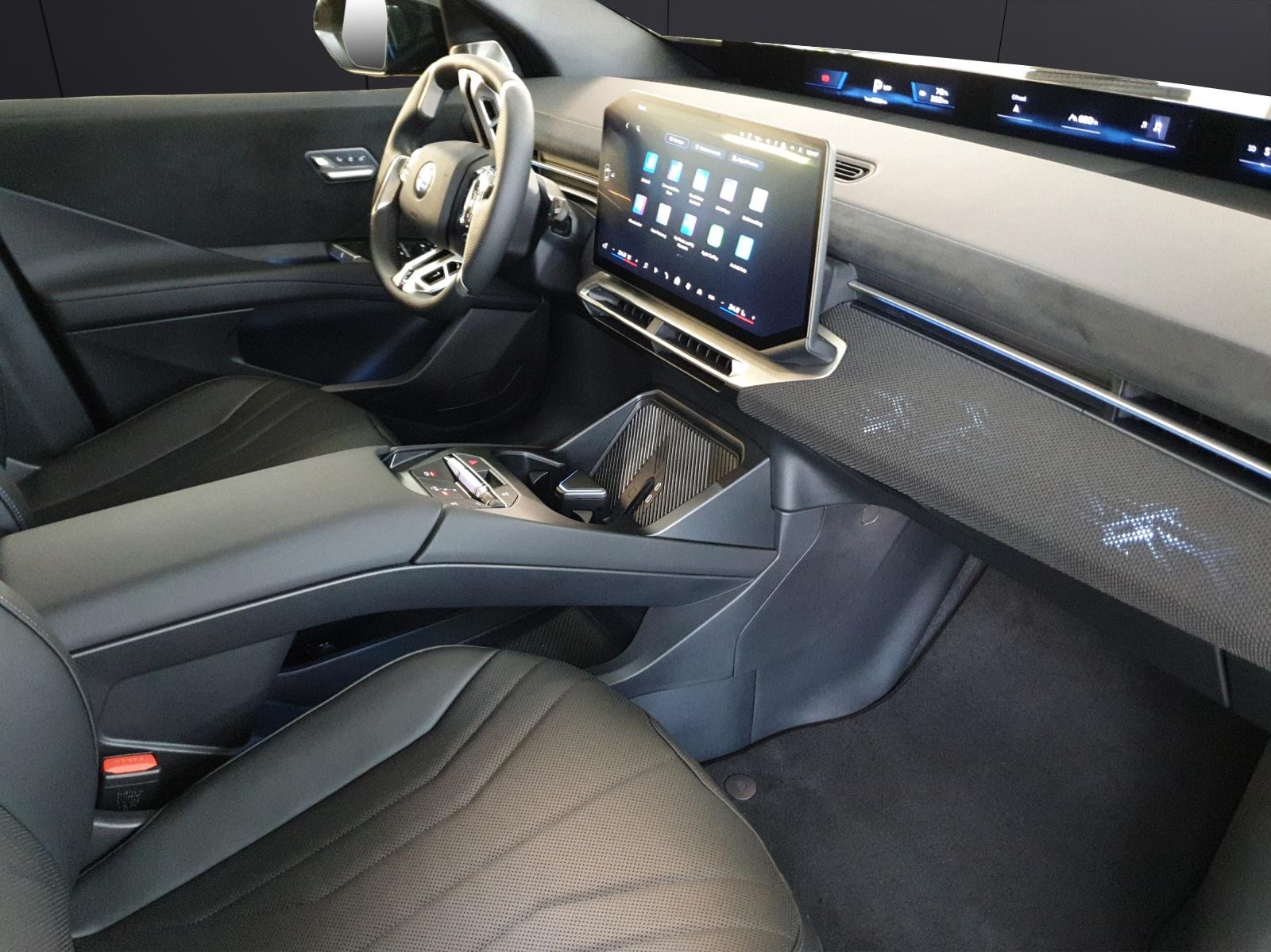 BMW iX3 50 xDrive-image-14