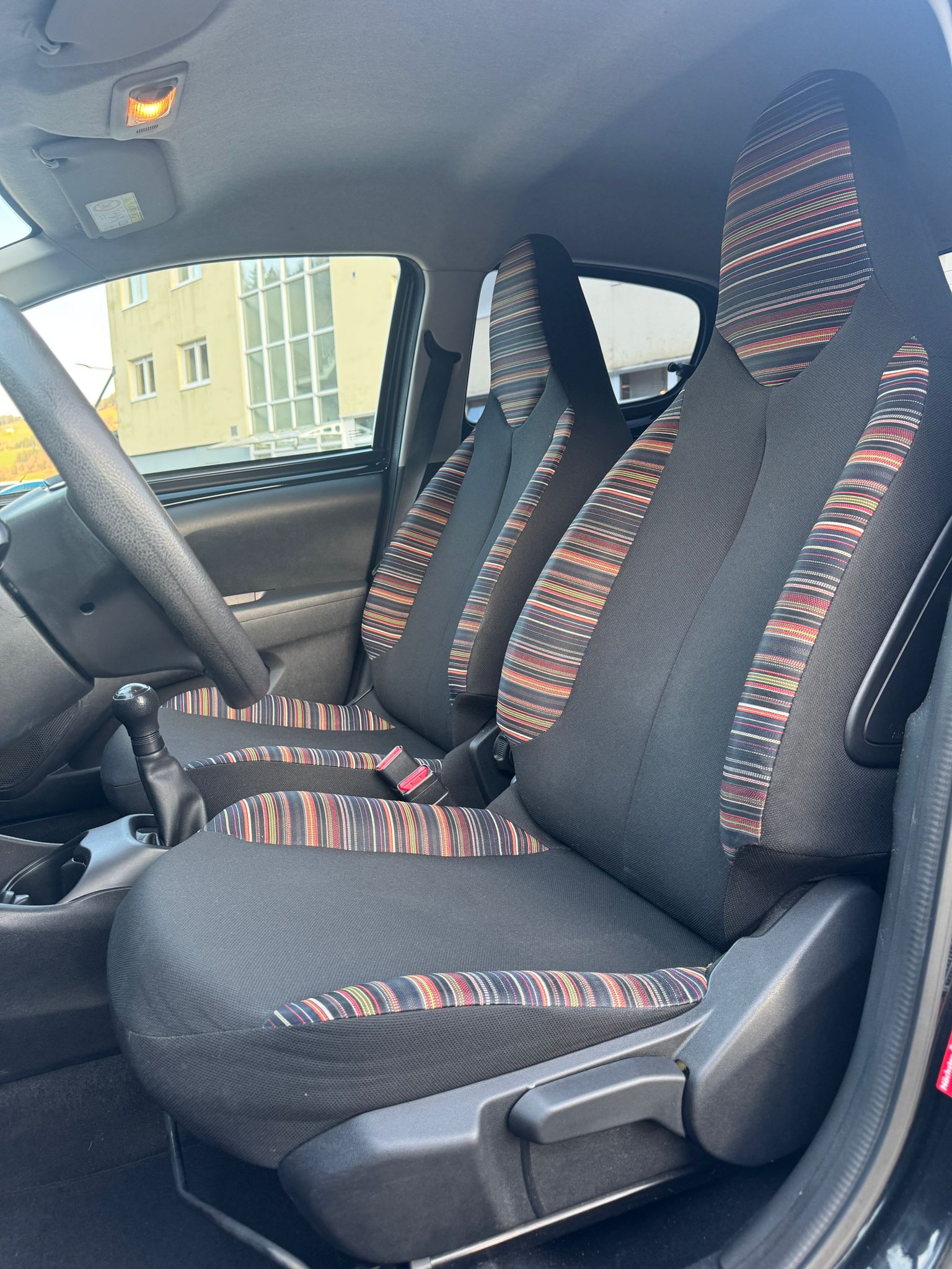CITROEN C1 1.2 VTi Feel-image-8