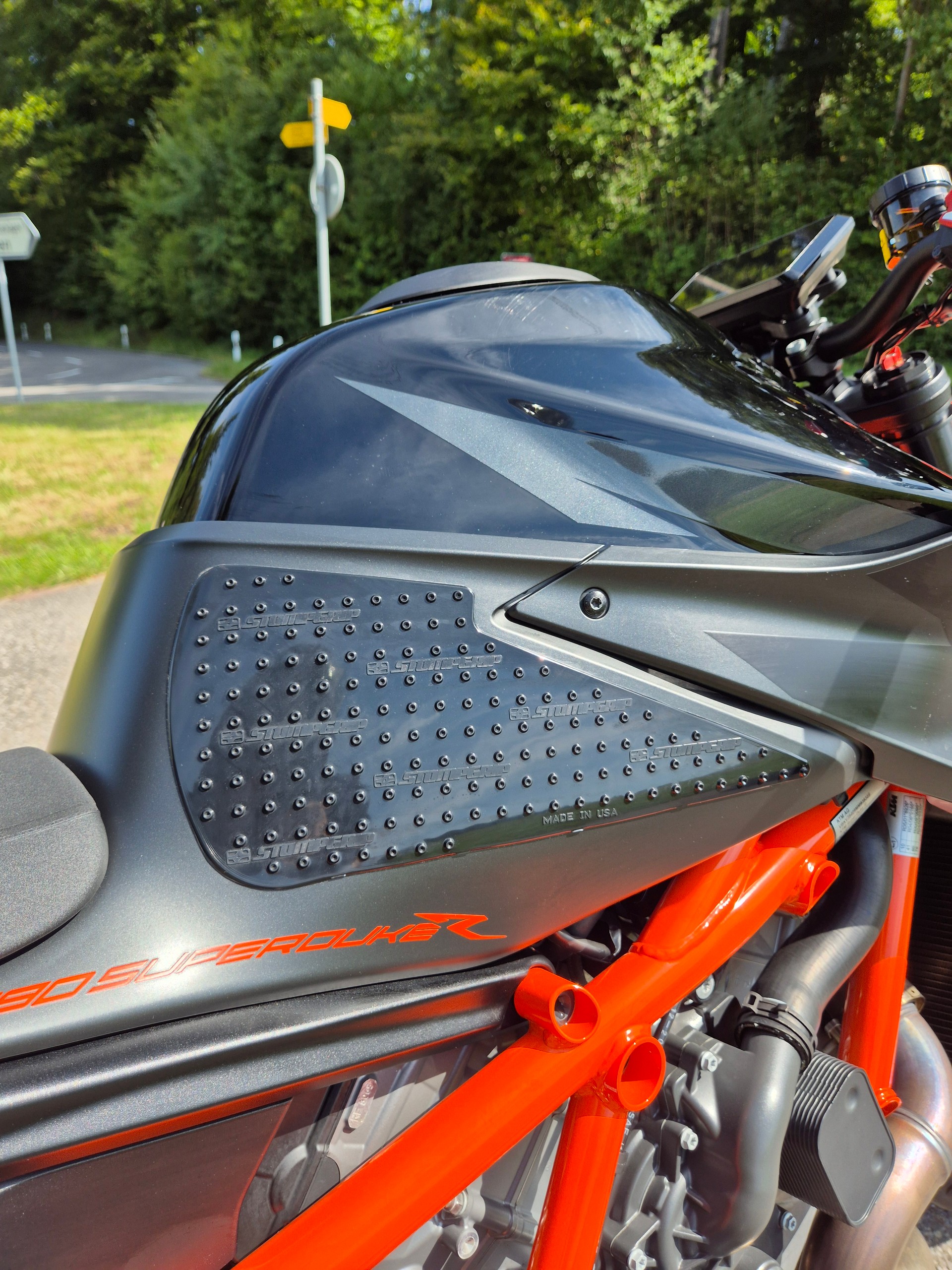 KTM 1290 Super Duke R-image-7