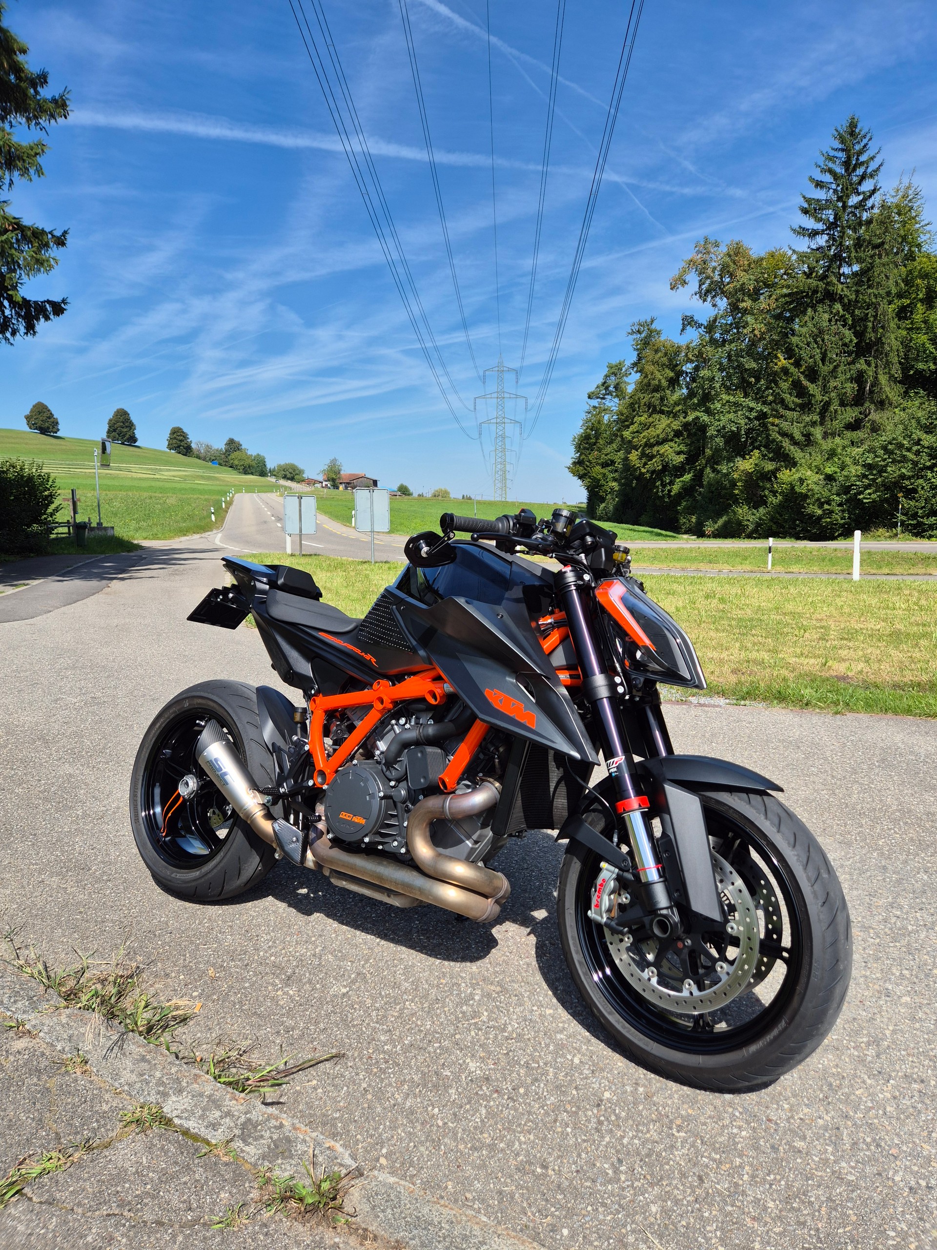 KTM 1290 Super Duke R-image-1