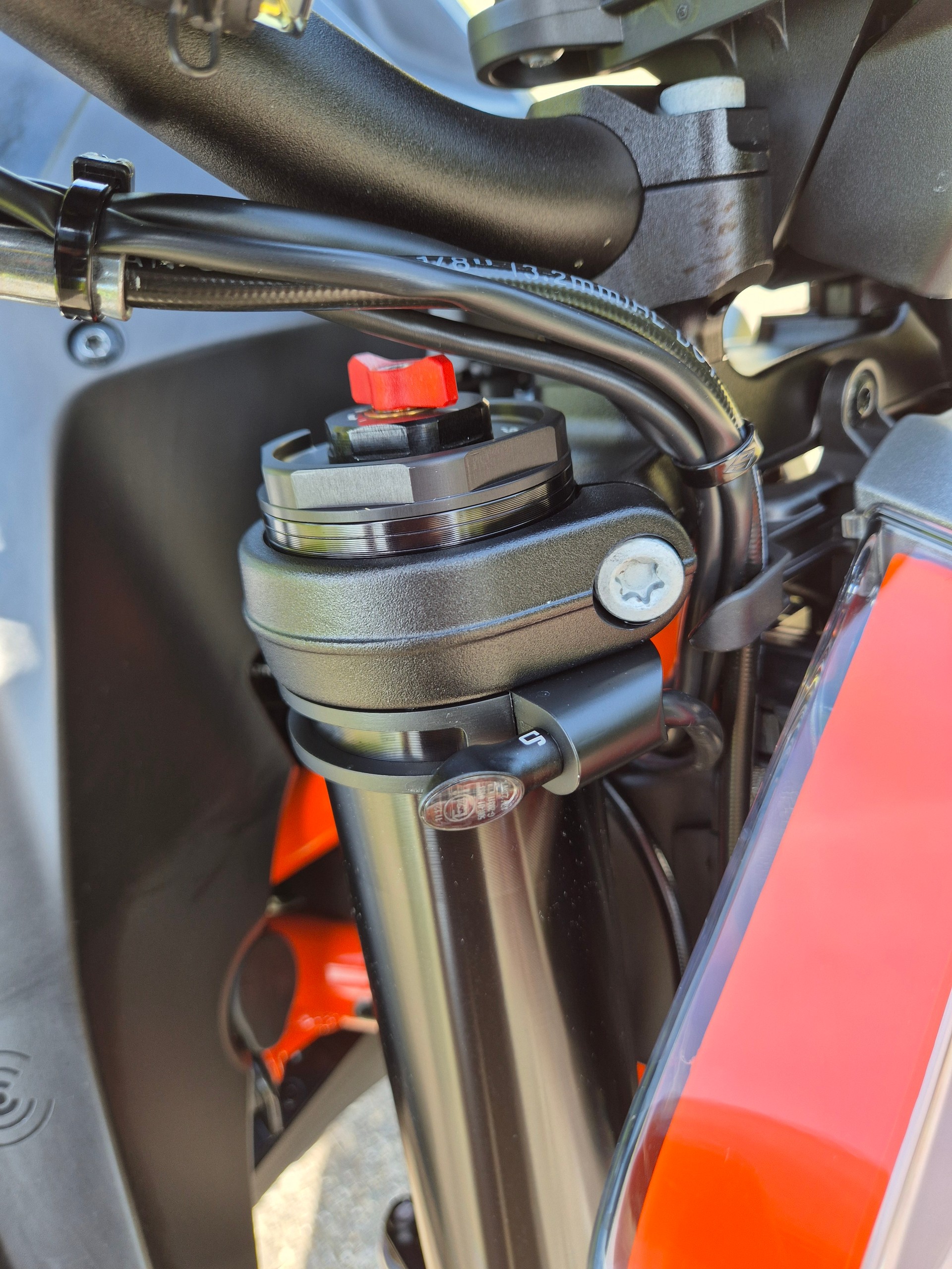 KTM 1290 Super Duke R-image-5