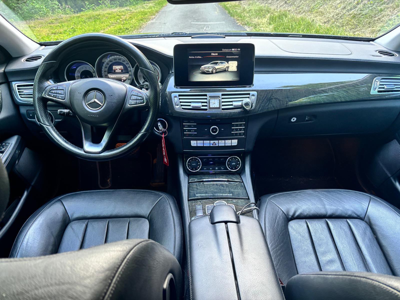 MERCEDES-BENZ CLS Shooting Brake 250 BlueTEC 4Matic 7G-Tronic-image-7
