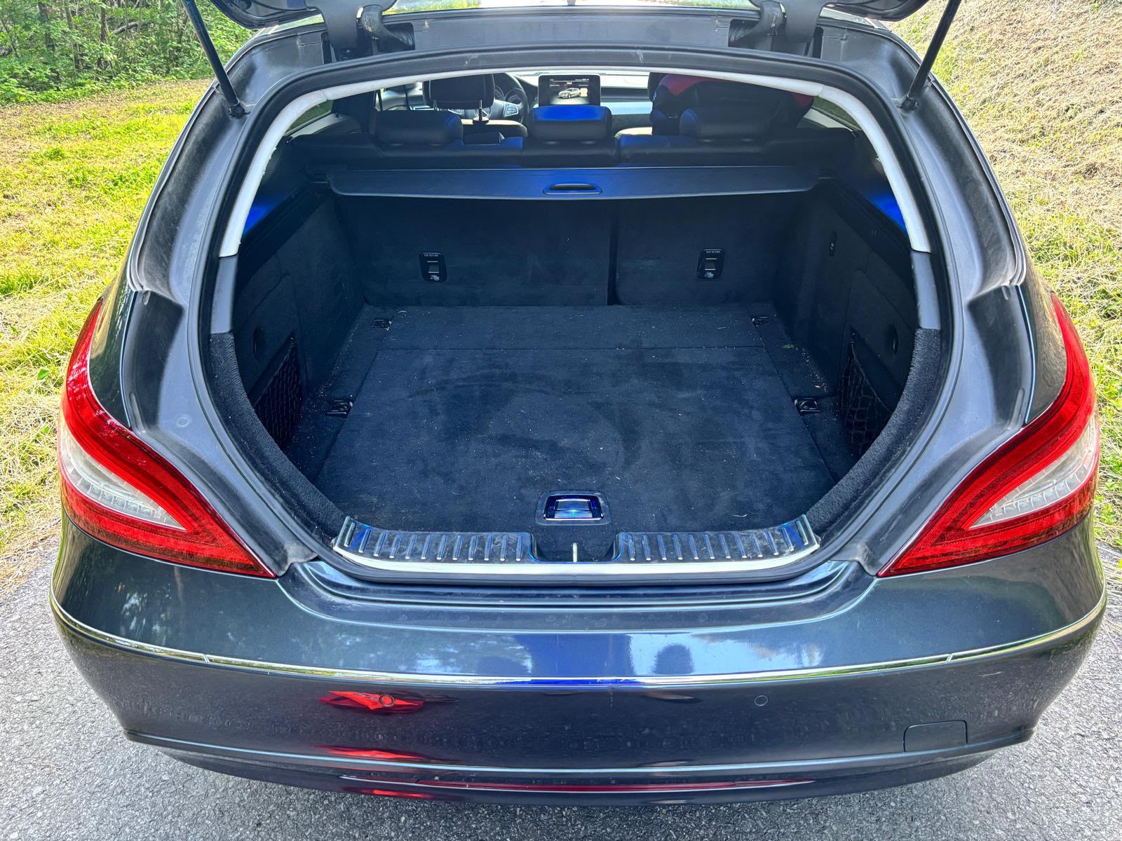 MERCEDES-BENZ CLS Shooting Brake 250 BlueTEC 4Matic 7G-Tronic-image-10