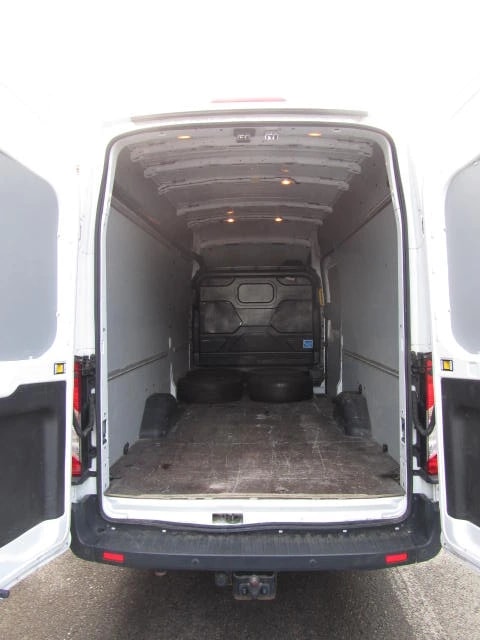 FORD Transit Van DCiV 350 L2 Ambiente 2.0 TDCi 130 4WD-image-4