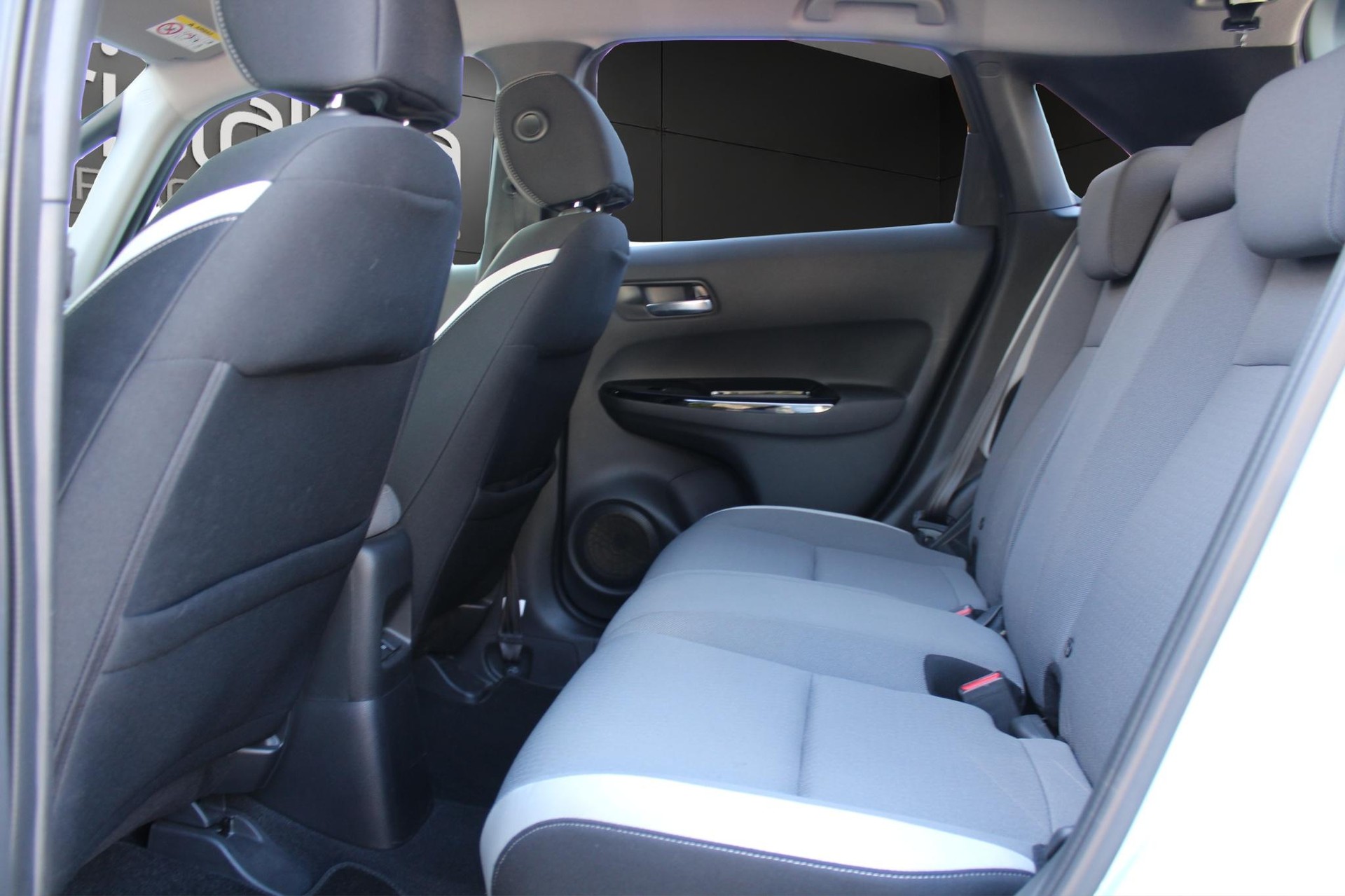 HONDA Jazz 1.5 i-MMD Crosstar Executive-image-6