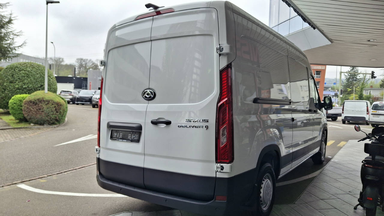 MAXUS Deliver 9 Kaw. L3H2 2.0 TD Comfort-image-3