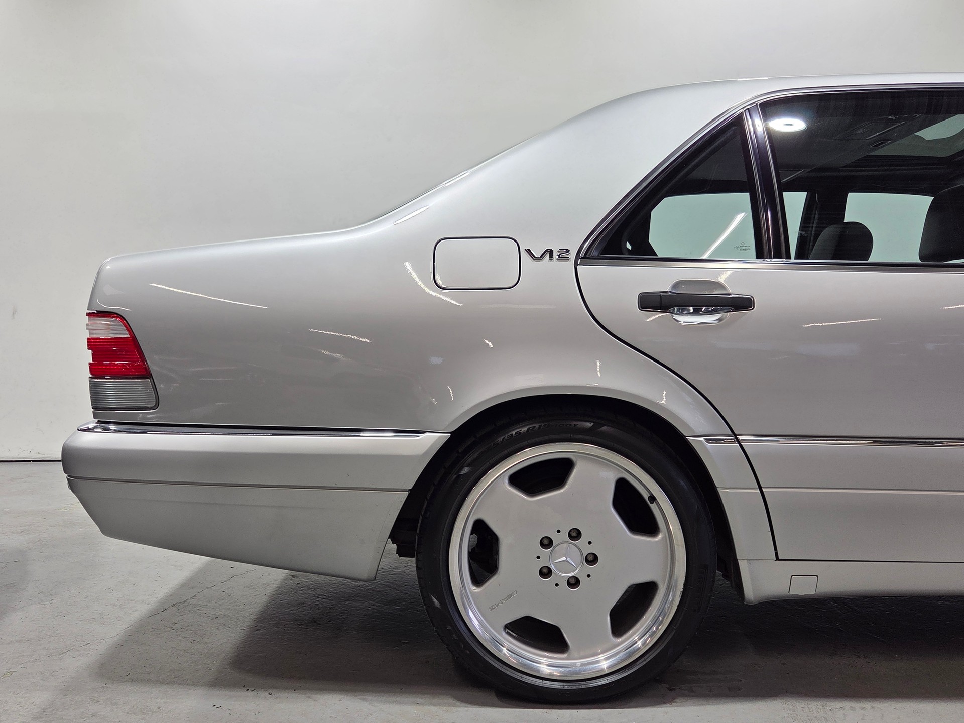 MERCEDES-BENZ S 600 L Automatic-image-8