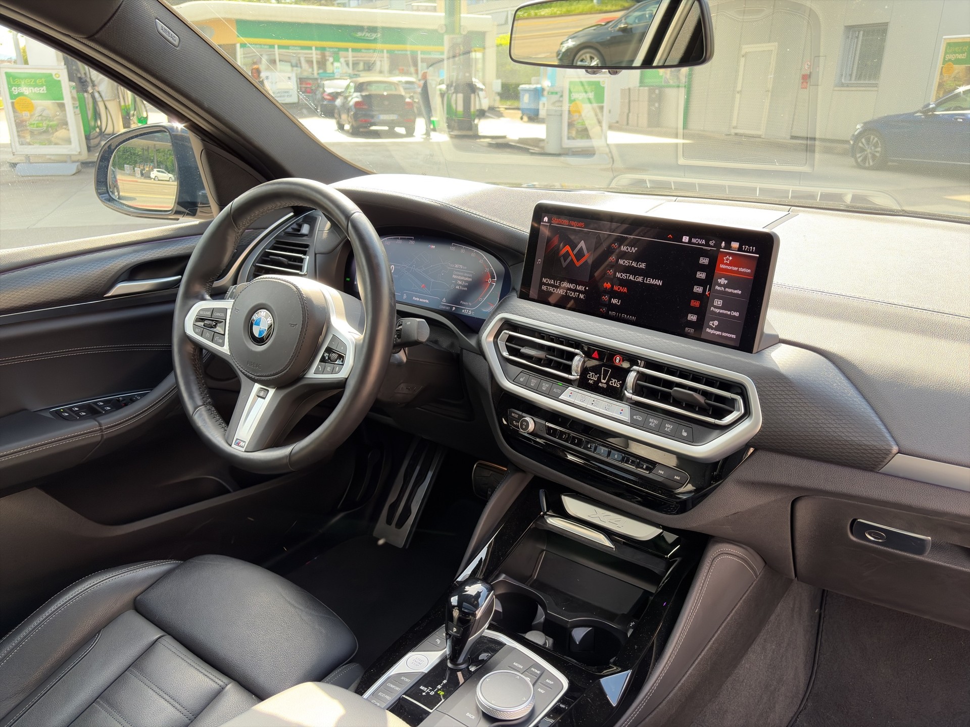 BMW X4 xDrive 48V 30i M Sport Steptronic-image-17