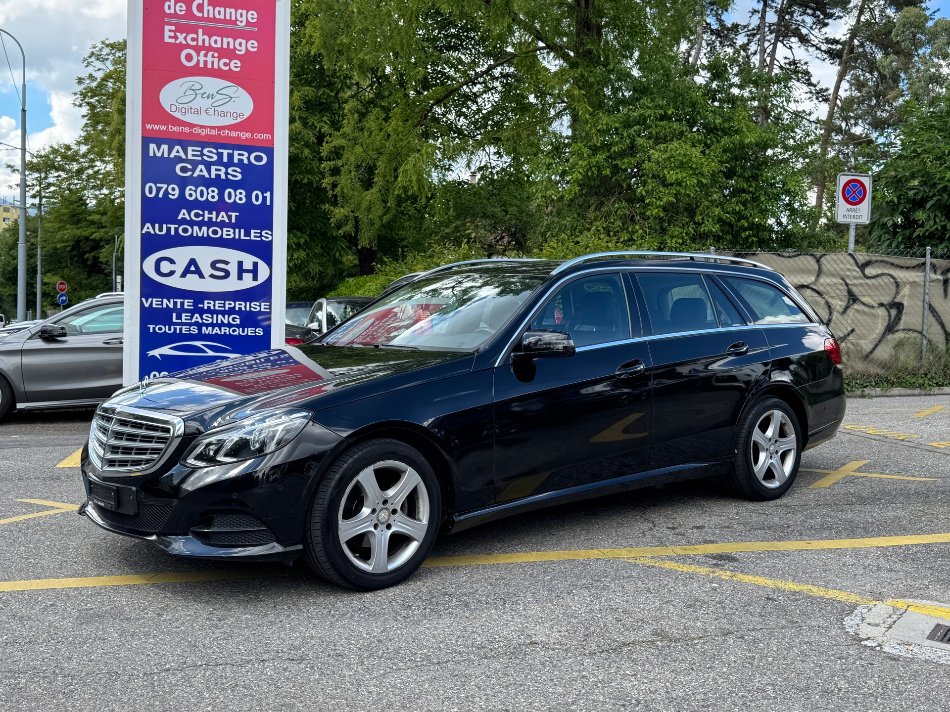 MERCEDES-BENZ E 220 BlueTEC-image-1