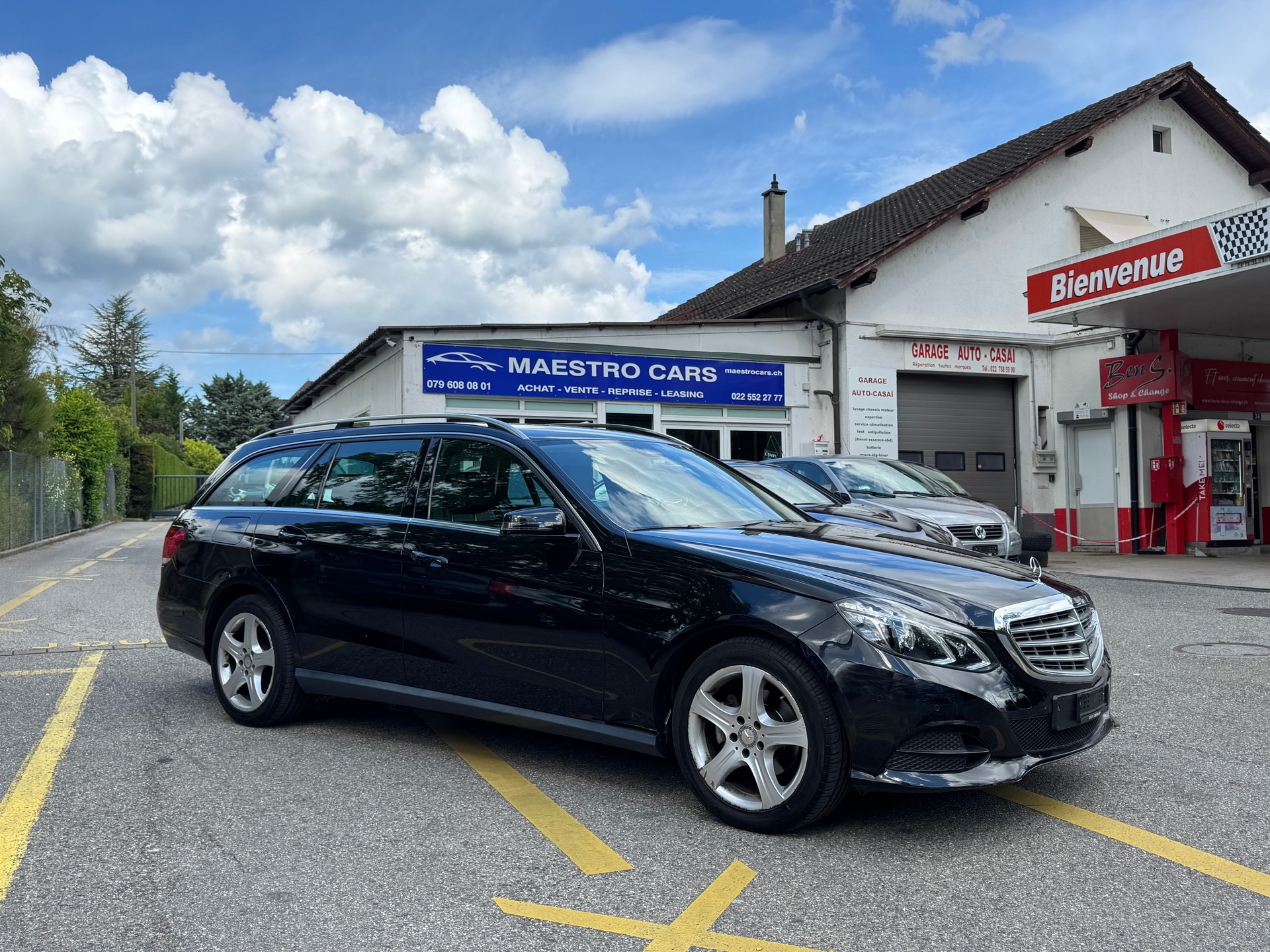 MERCEDES-BENZ E 220 BlueTEC-image-2