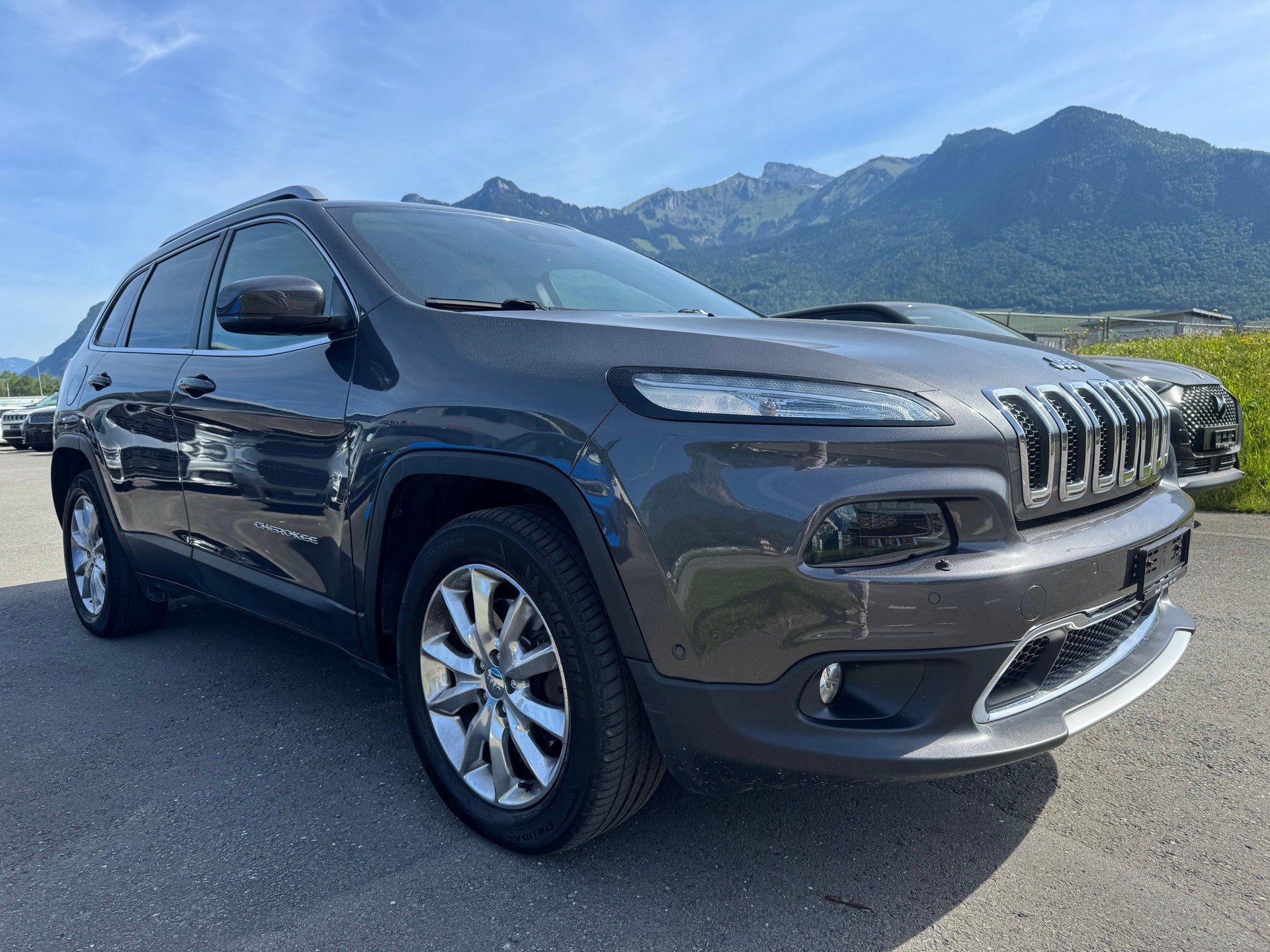 JEEP Cherokee 2.2TD Limited AWD 9ATX-showroom-element-2