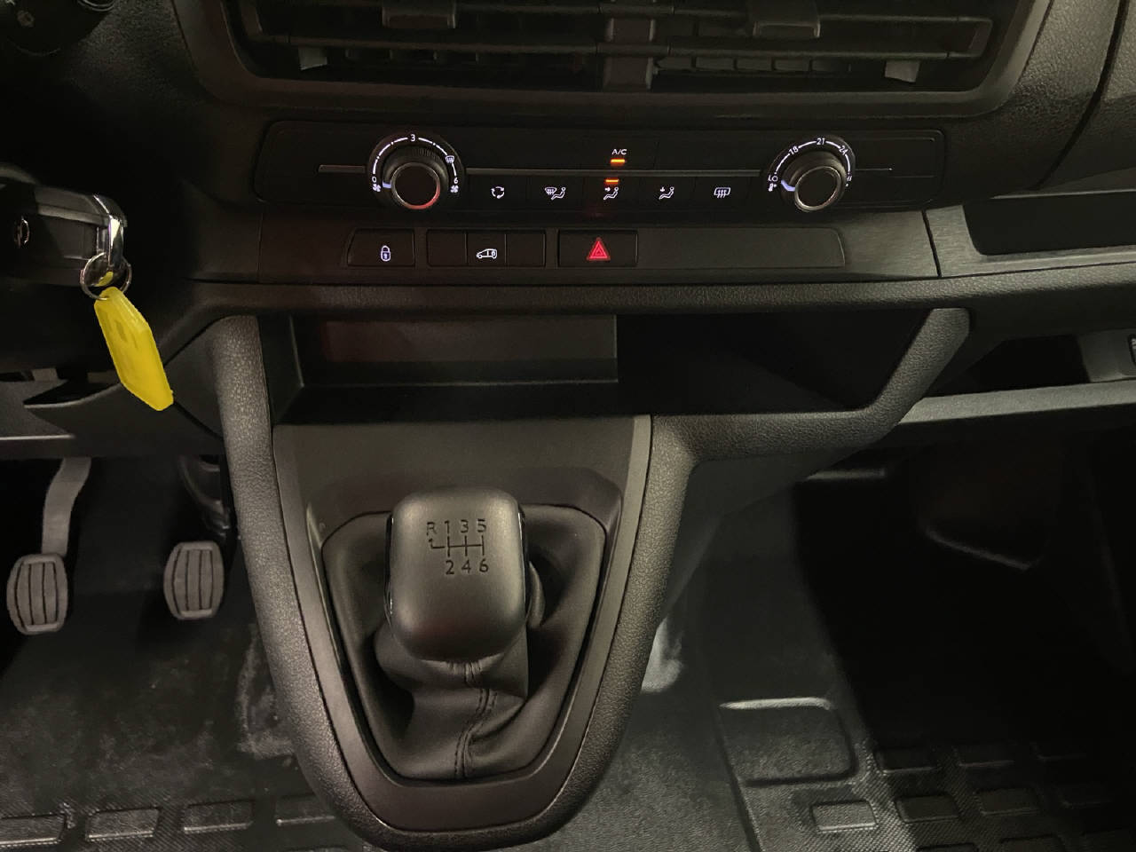 OPEL Vivaro Cargo 1.5 D 120 S/S-image-8