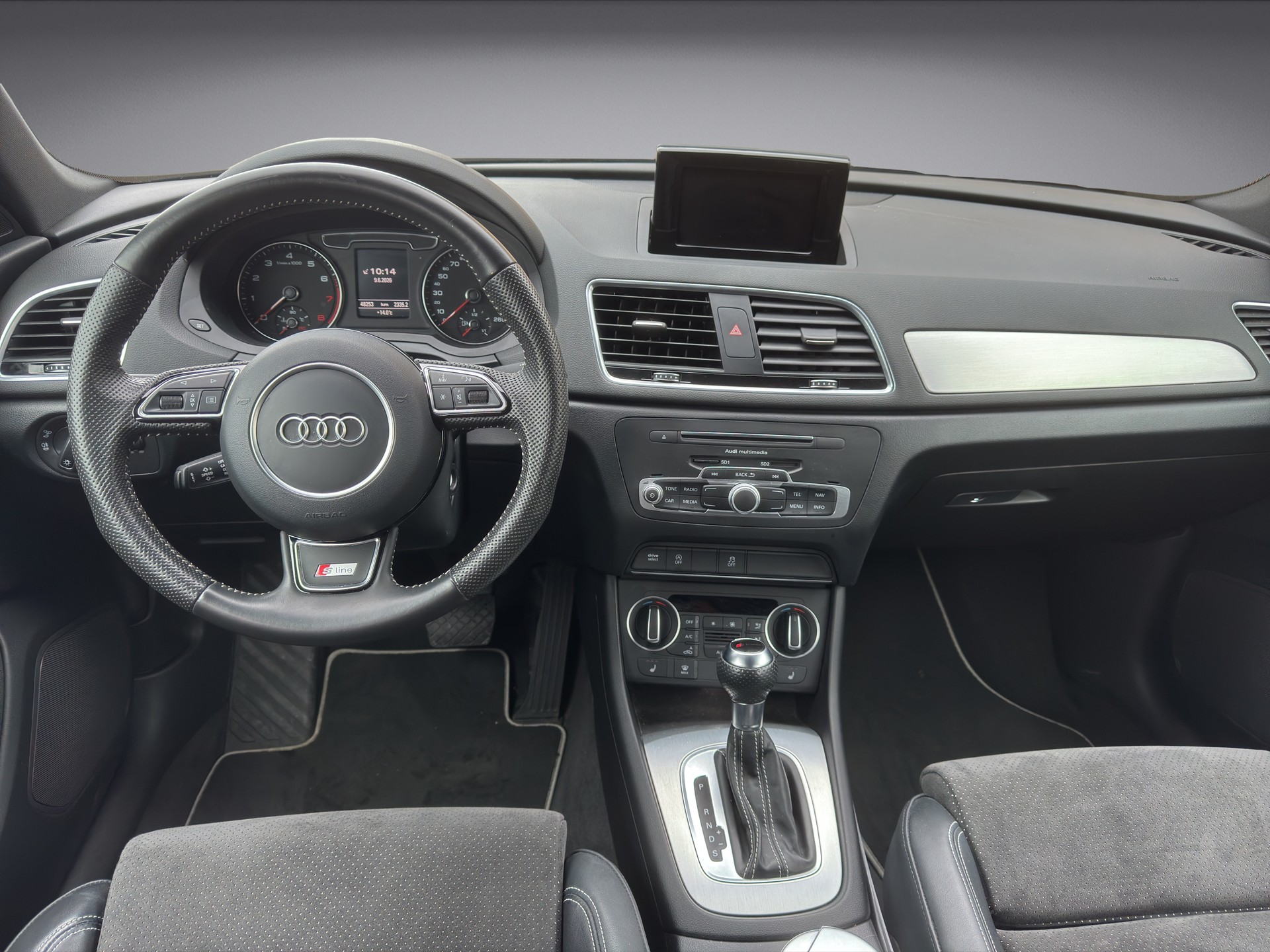 AUDI Q3 1.4 TFSI Sport S-Line S-Tronic-image-7
