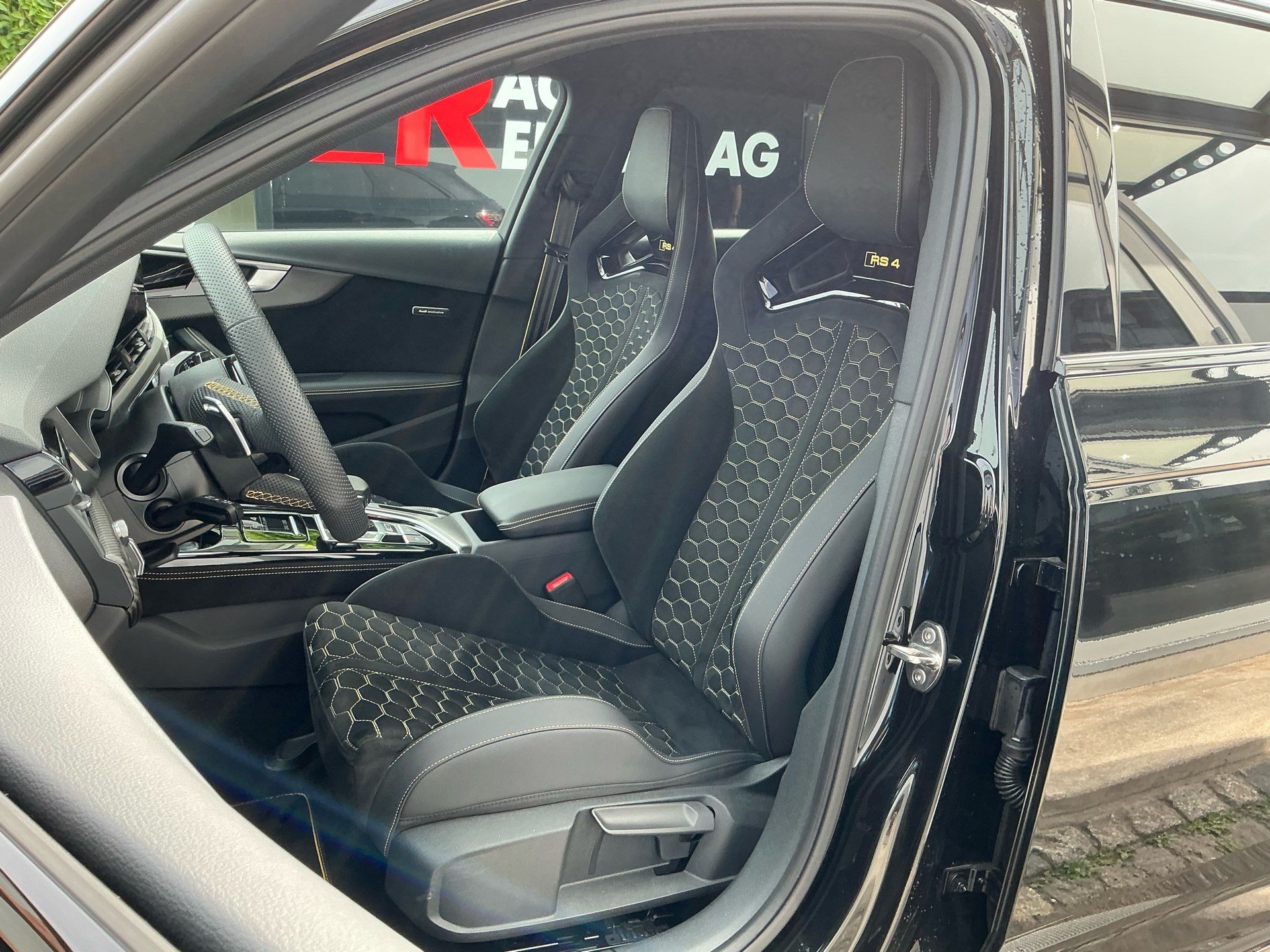 AUDI RS4 AVANT 2.9 TFSI 25 YEARS EDITION *** 5 JAHR AUDI WERSKGARANTIE ***-image-7
