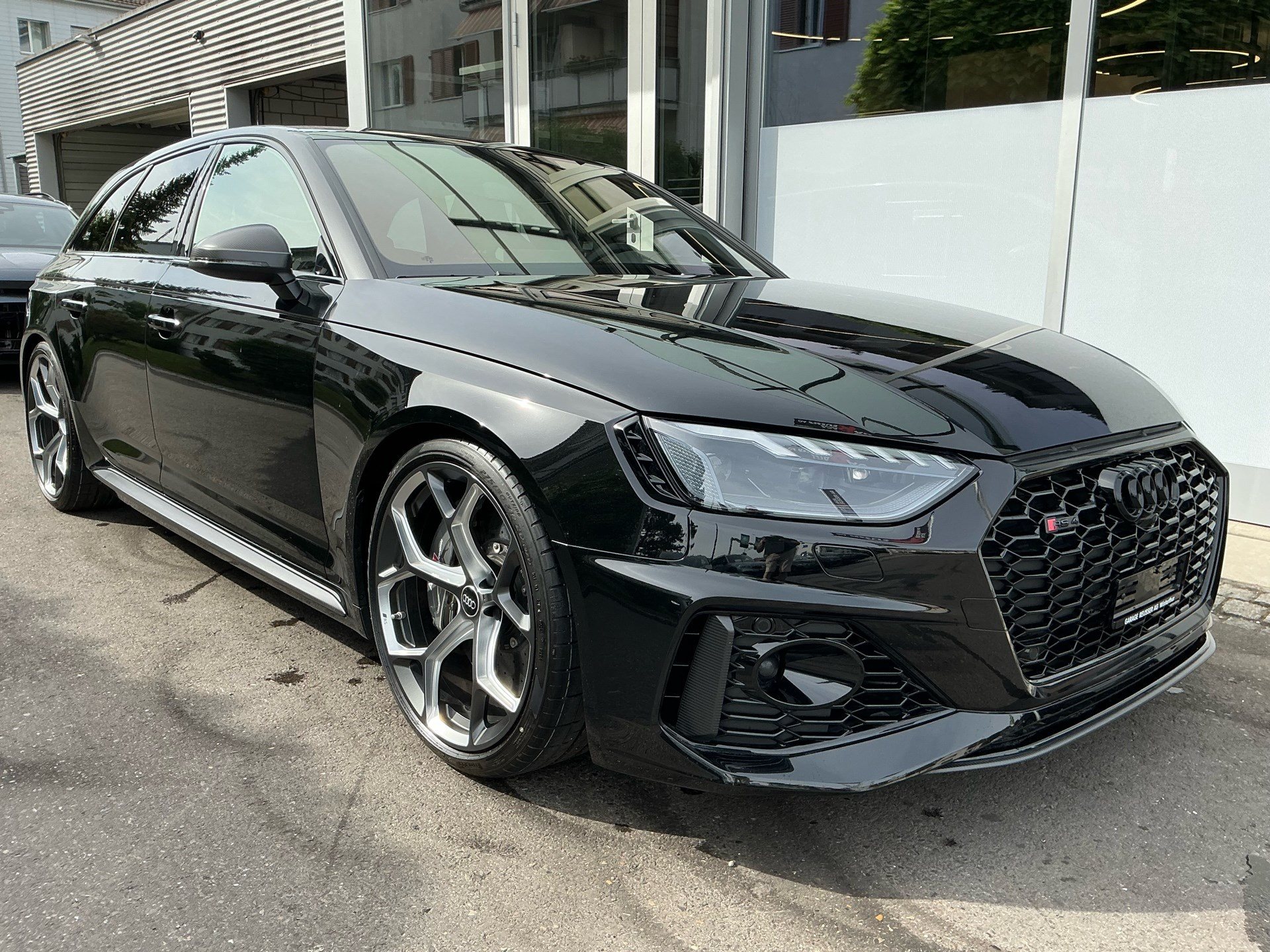 AUDI RS4 AVANT 2.9 TFSI 25 YEARS EDITION *** 5 JAHR AUDI WERSKGARANTIE ***-showroom-element-2