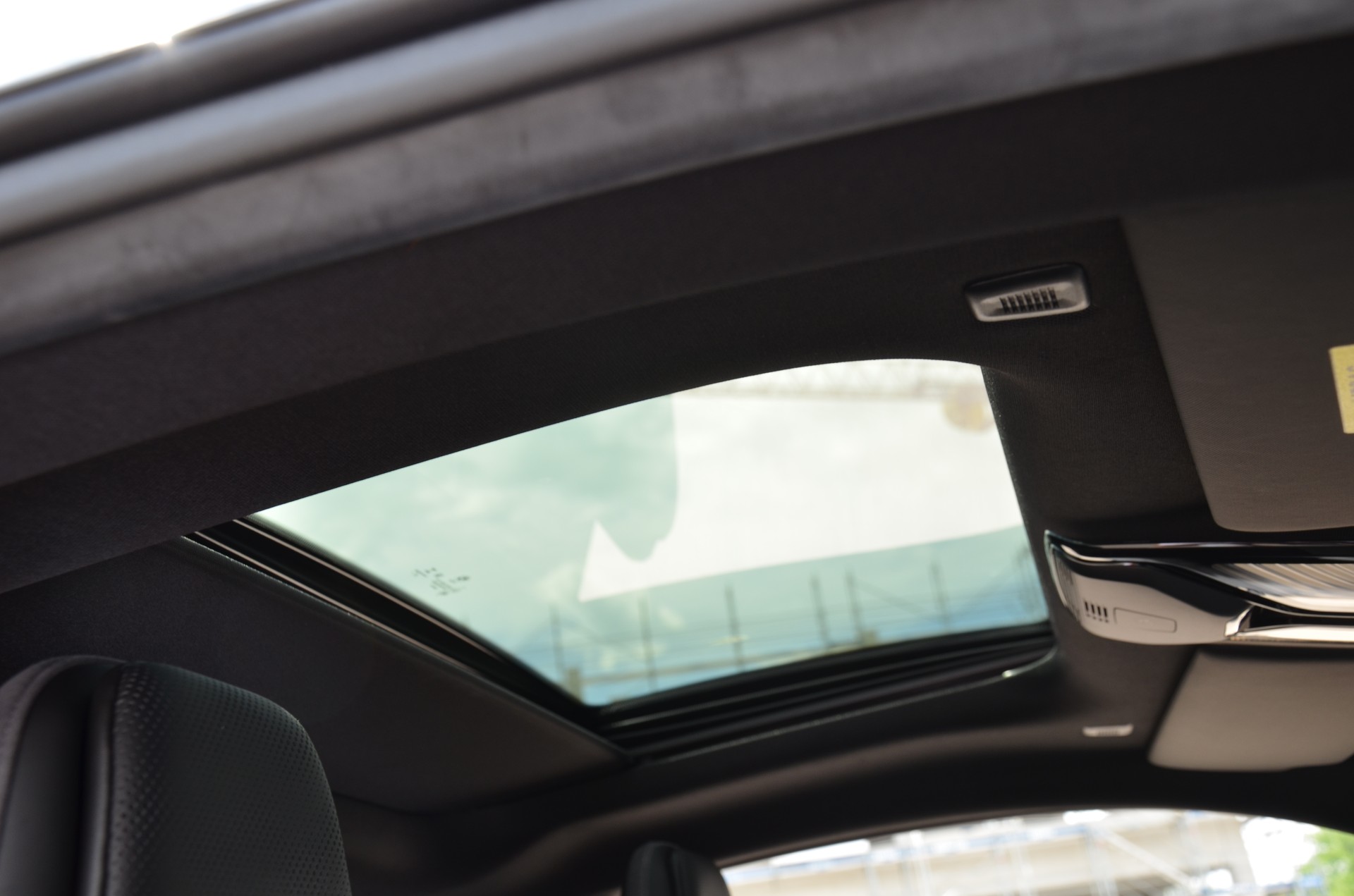 BMW M4 Coupé Competition M xDrive-image-16