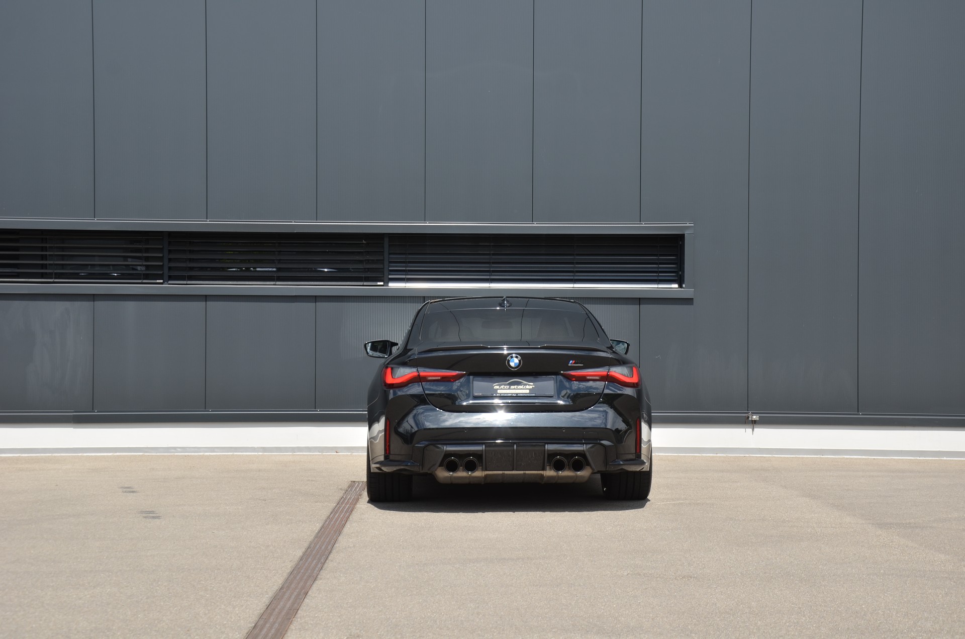 BMW M4 Coupé Competition M xDrive-image-7