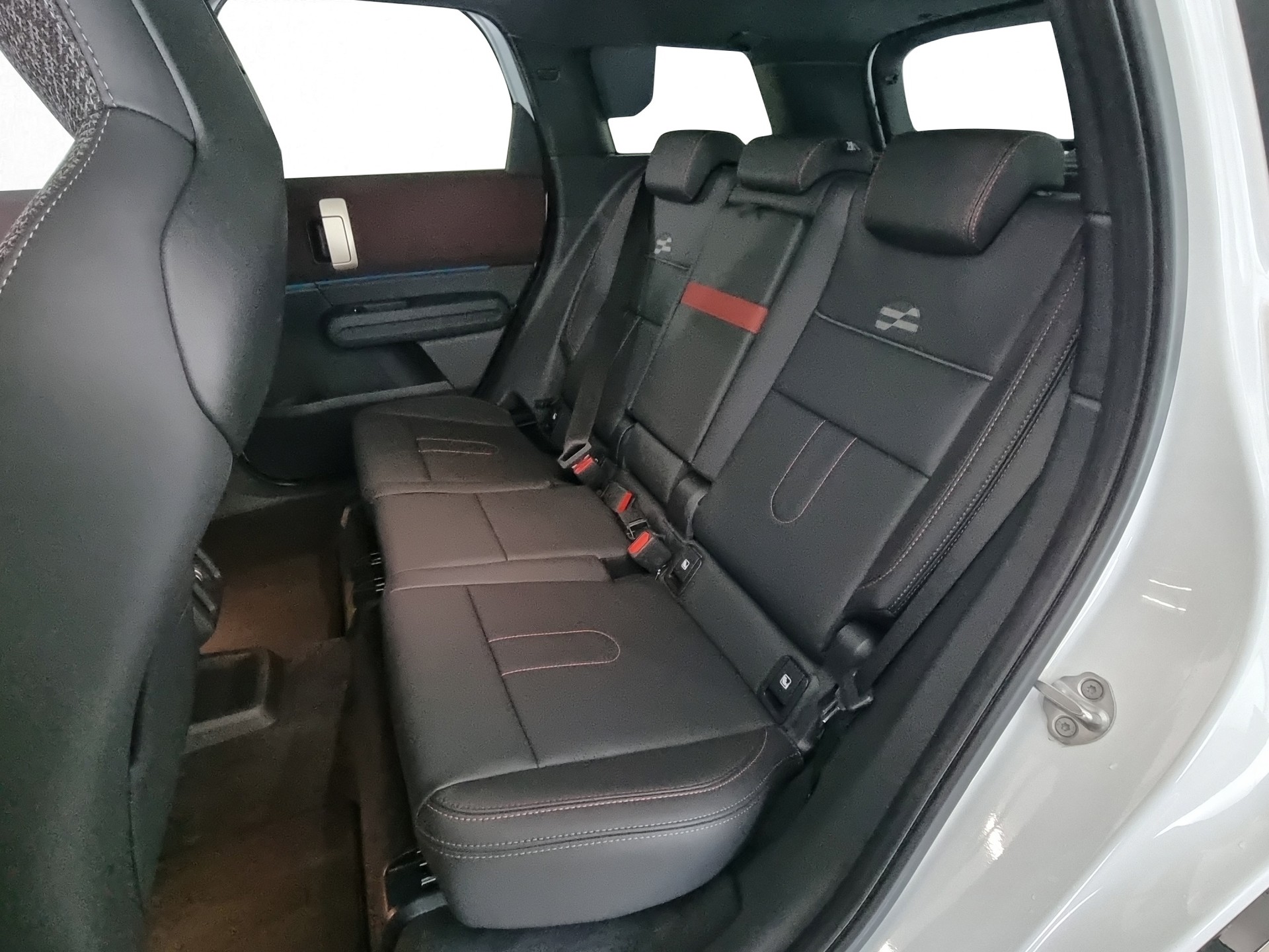 MINI Countryman 2.0 John Cooper Works ALL4 Steptronic-image-6