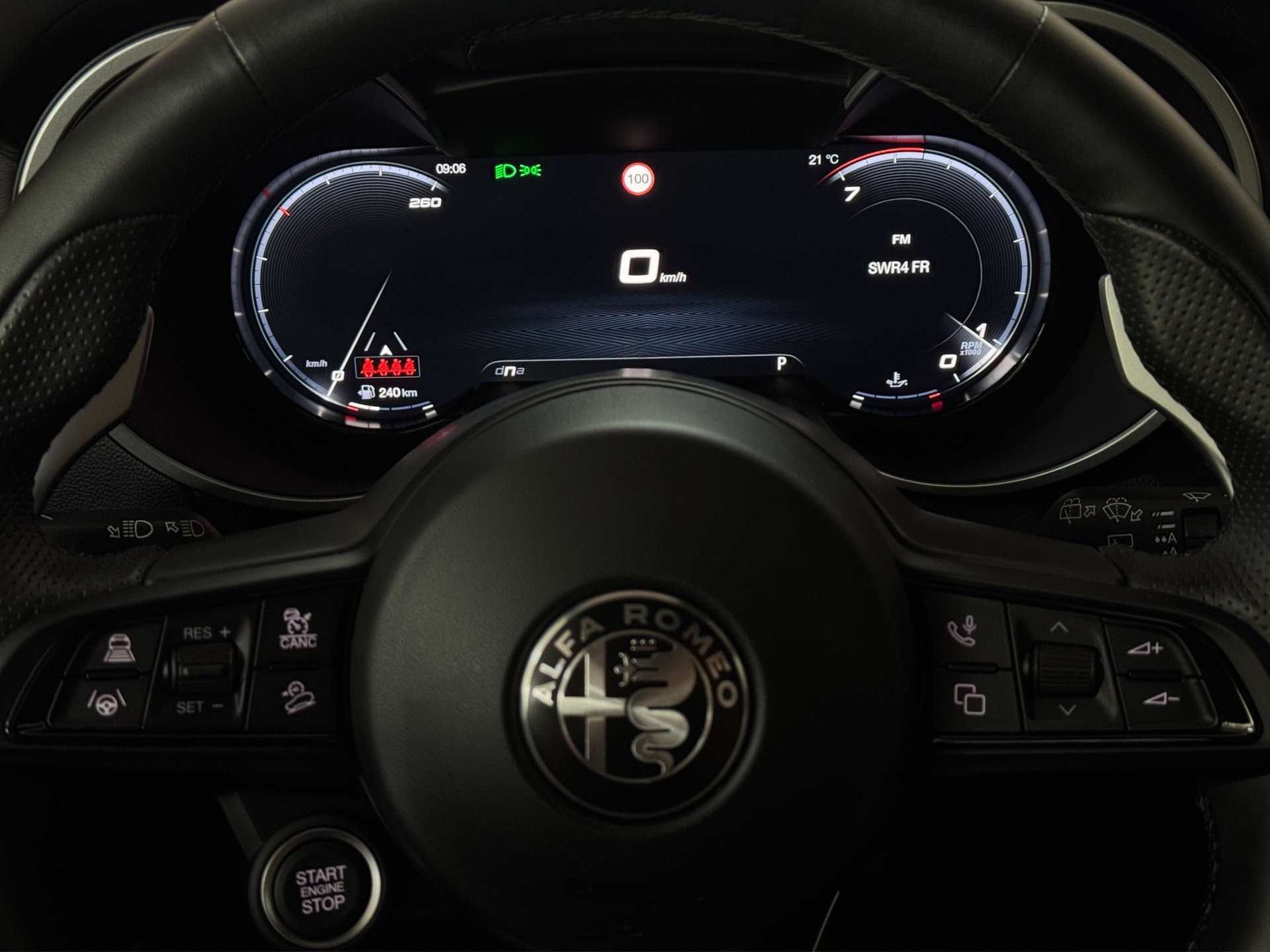 ALFA ROMEO Stelvio 2.0 Tributo Italiano Q4 AT8-image-15