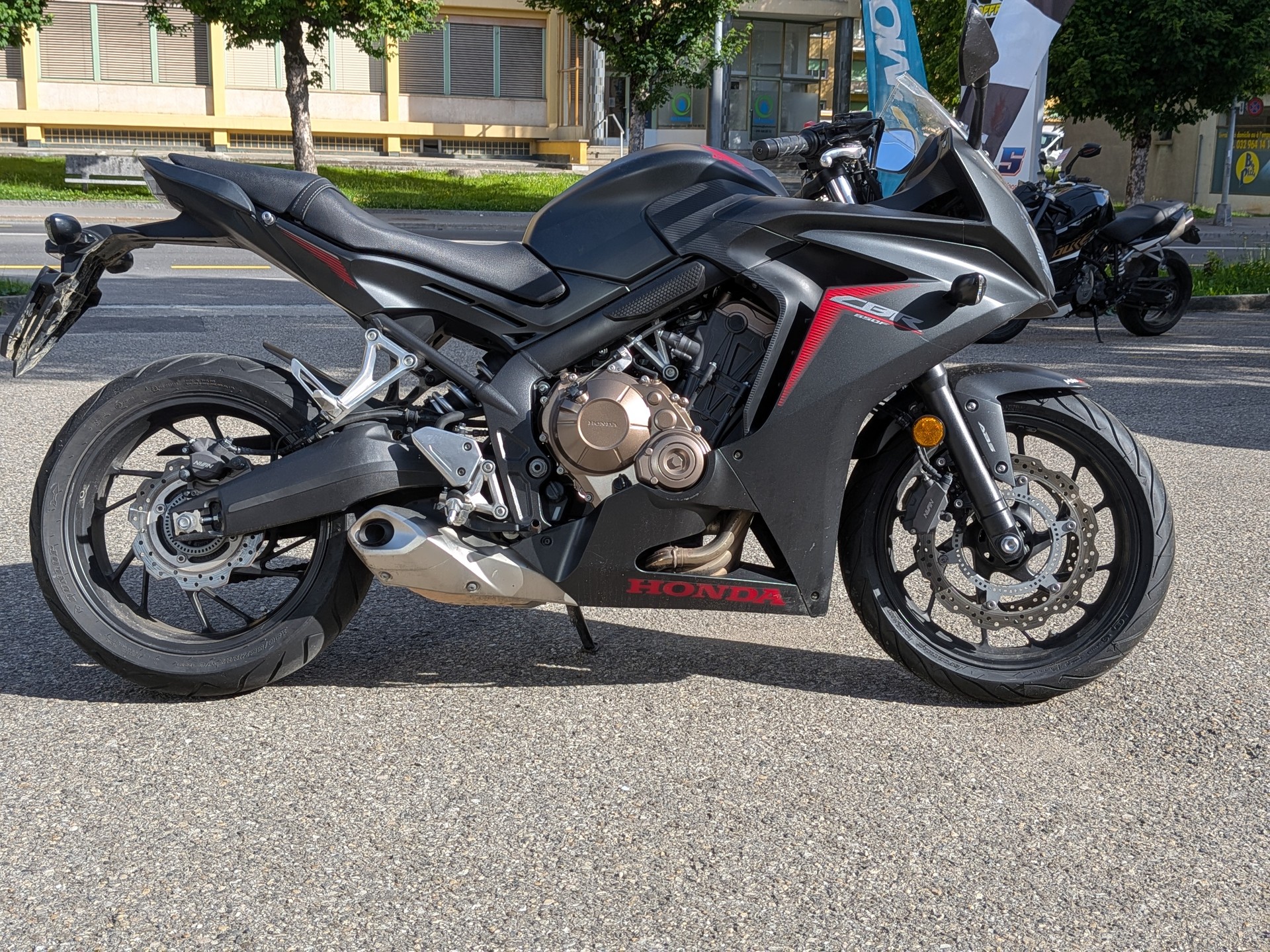 HONDA CBR 650 FA ABS-image-1