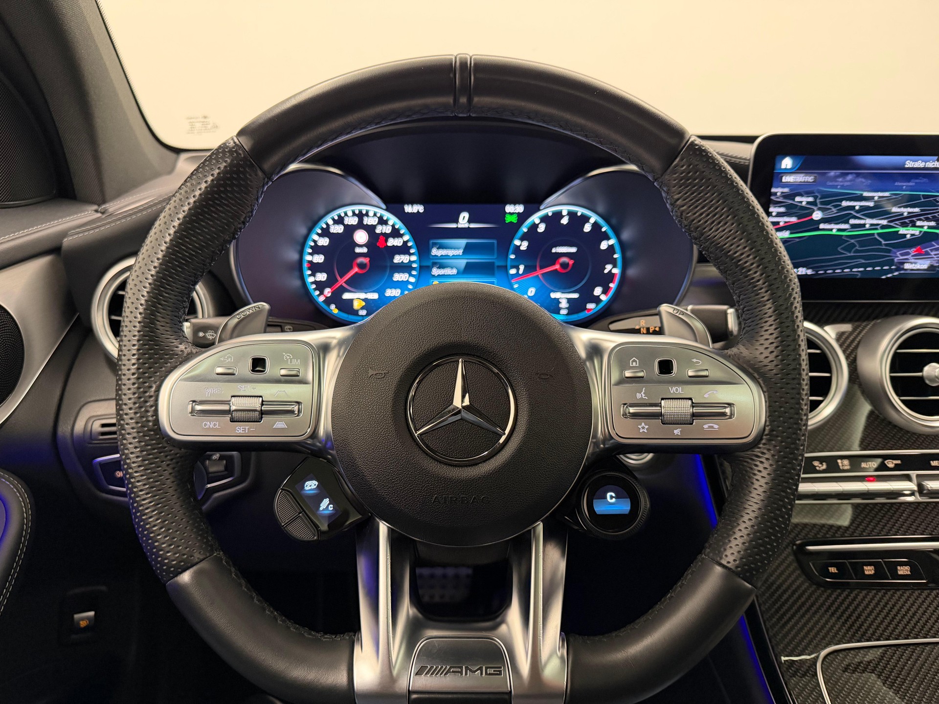 MERCEDES-BENZ GLC 63 S AMG 4m+-image-22