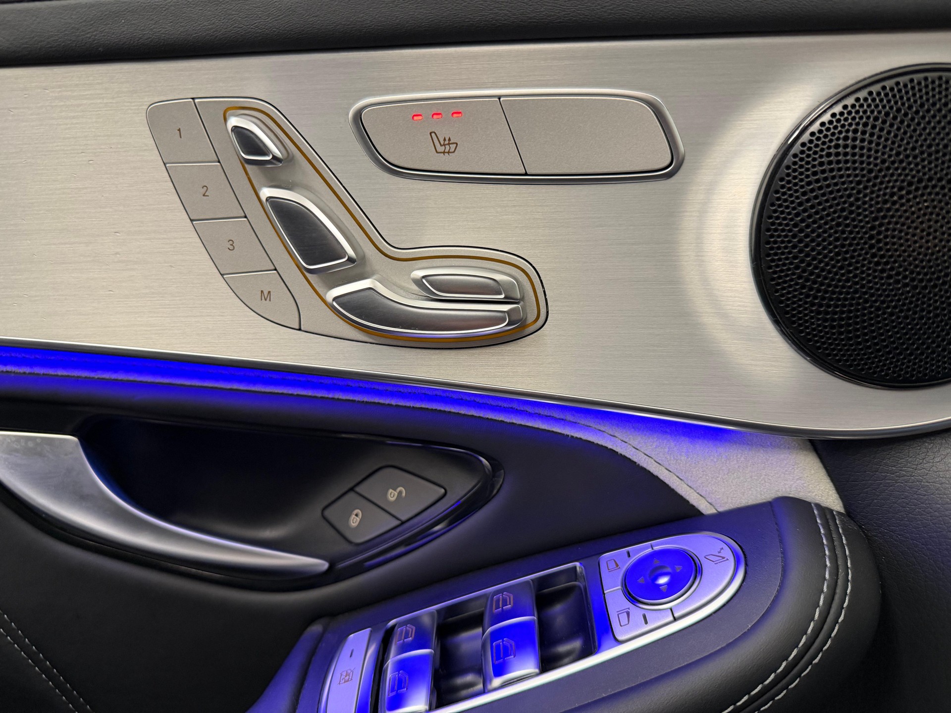 MERCEDES-BENZ GLC 63 S AMG 4m+-image-14
