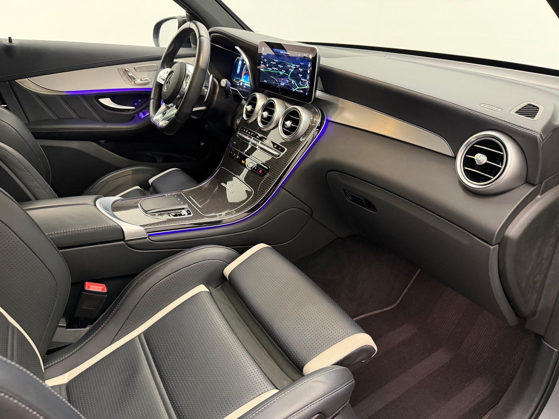 MERCEDES-BENZ GLC 63 S AMG 4m+-image-10