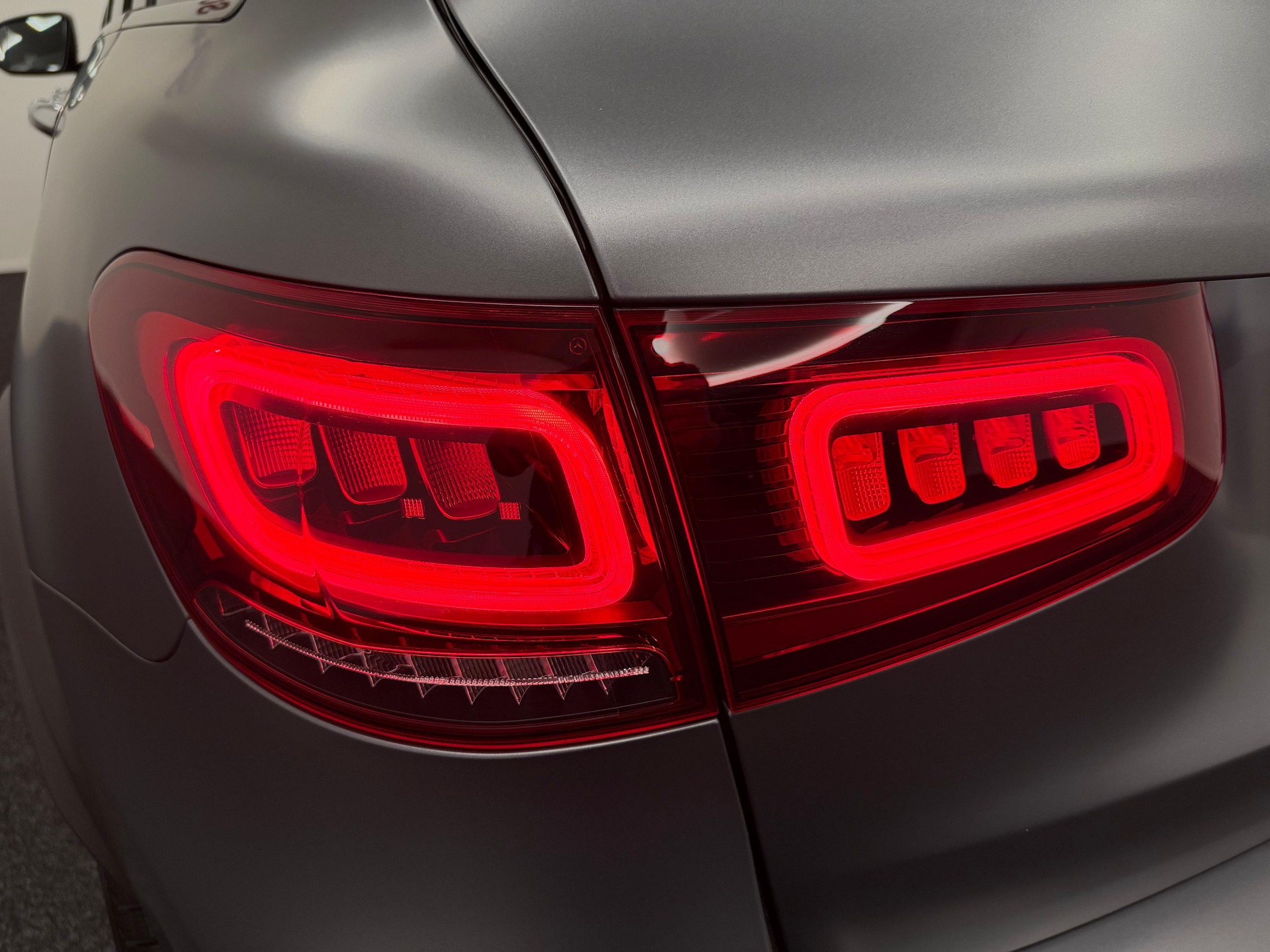 MERCEDES-BENZ GLC 63 S AMG 4m+-image-8